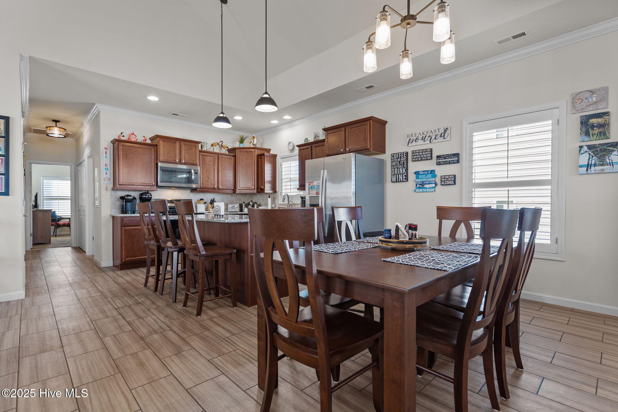 100540020 | Photo 27