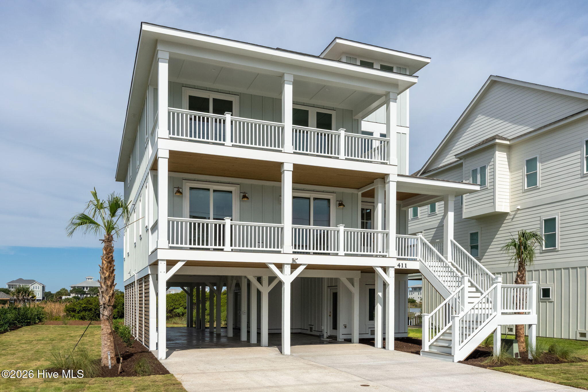 411 New River Inlet Road — listing photograph 2