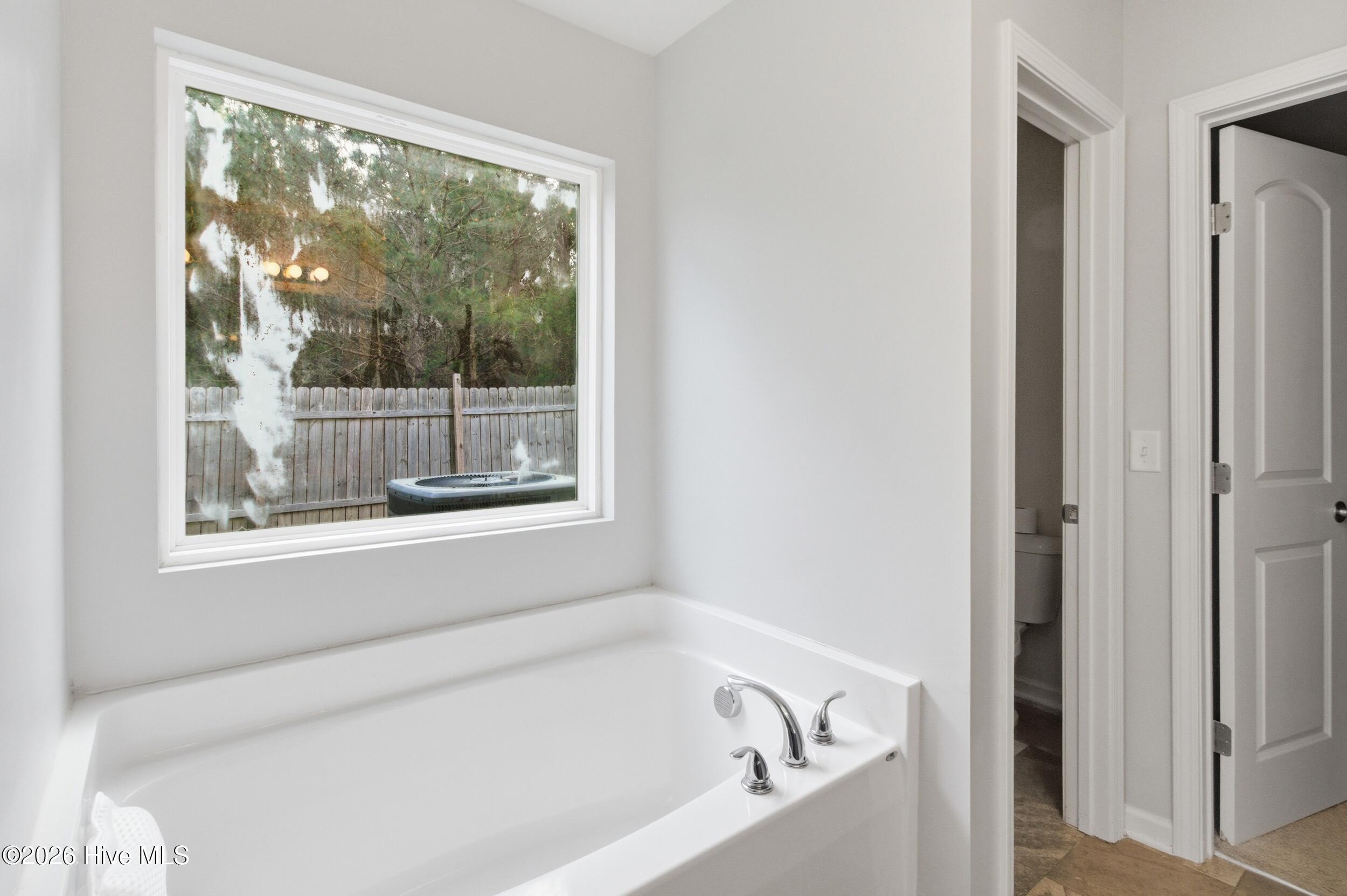 100561296 | Photo 20