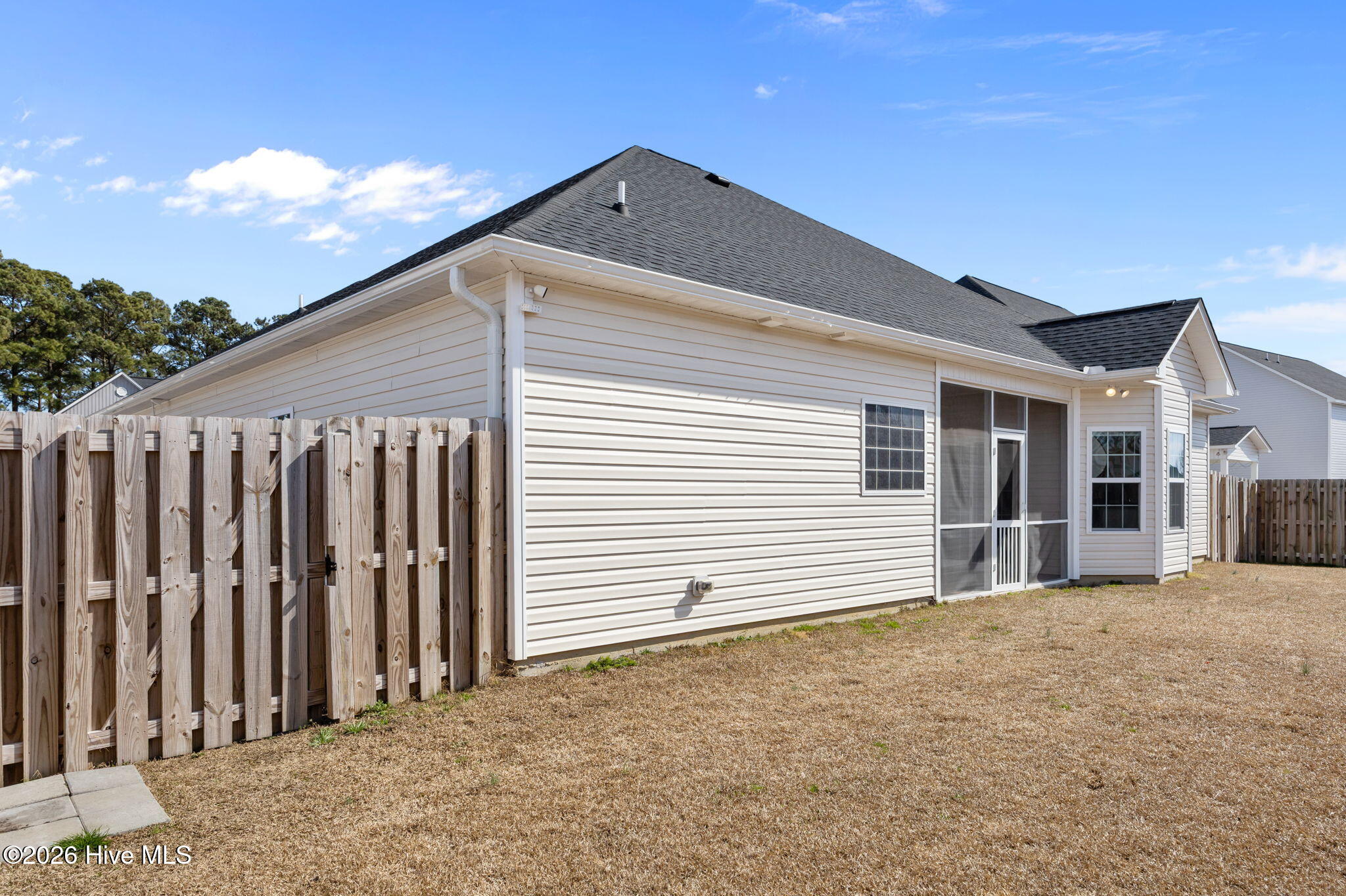 100556491 | Photo 39