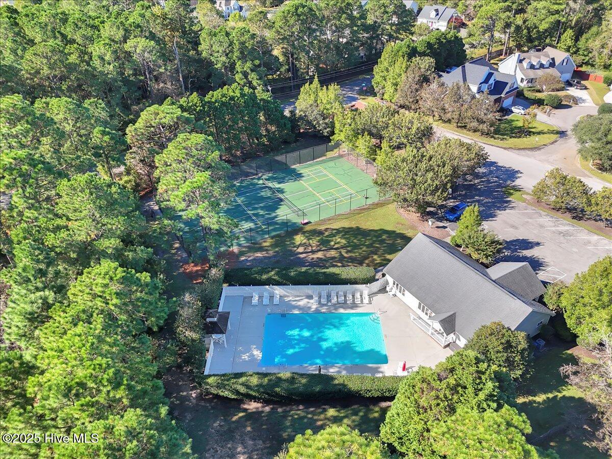 100534283 | Photo 41