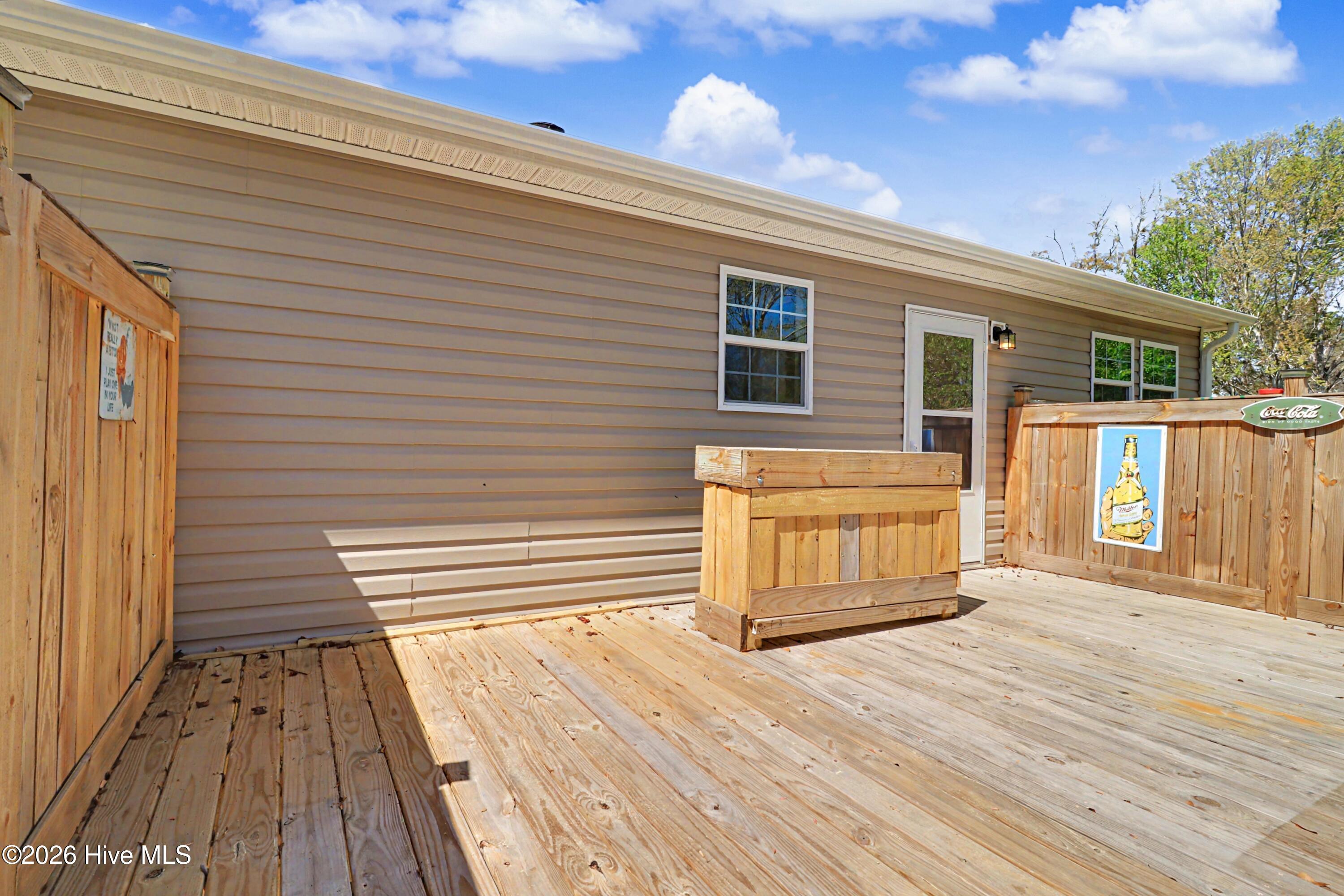 100559867 | Photo 32