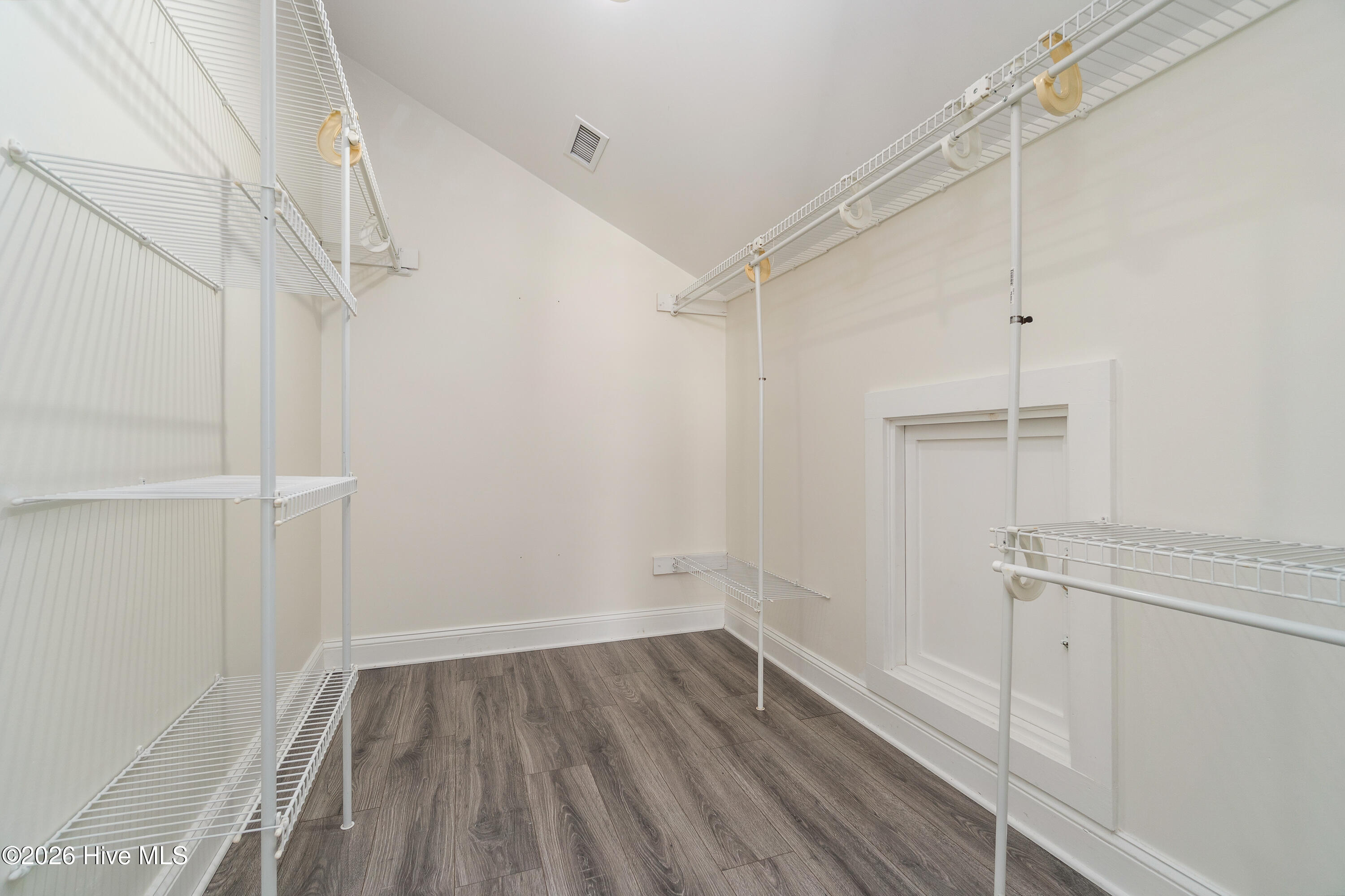213 Mansfield Parkway,Morehead City