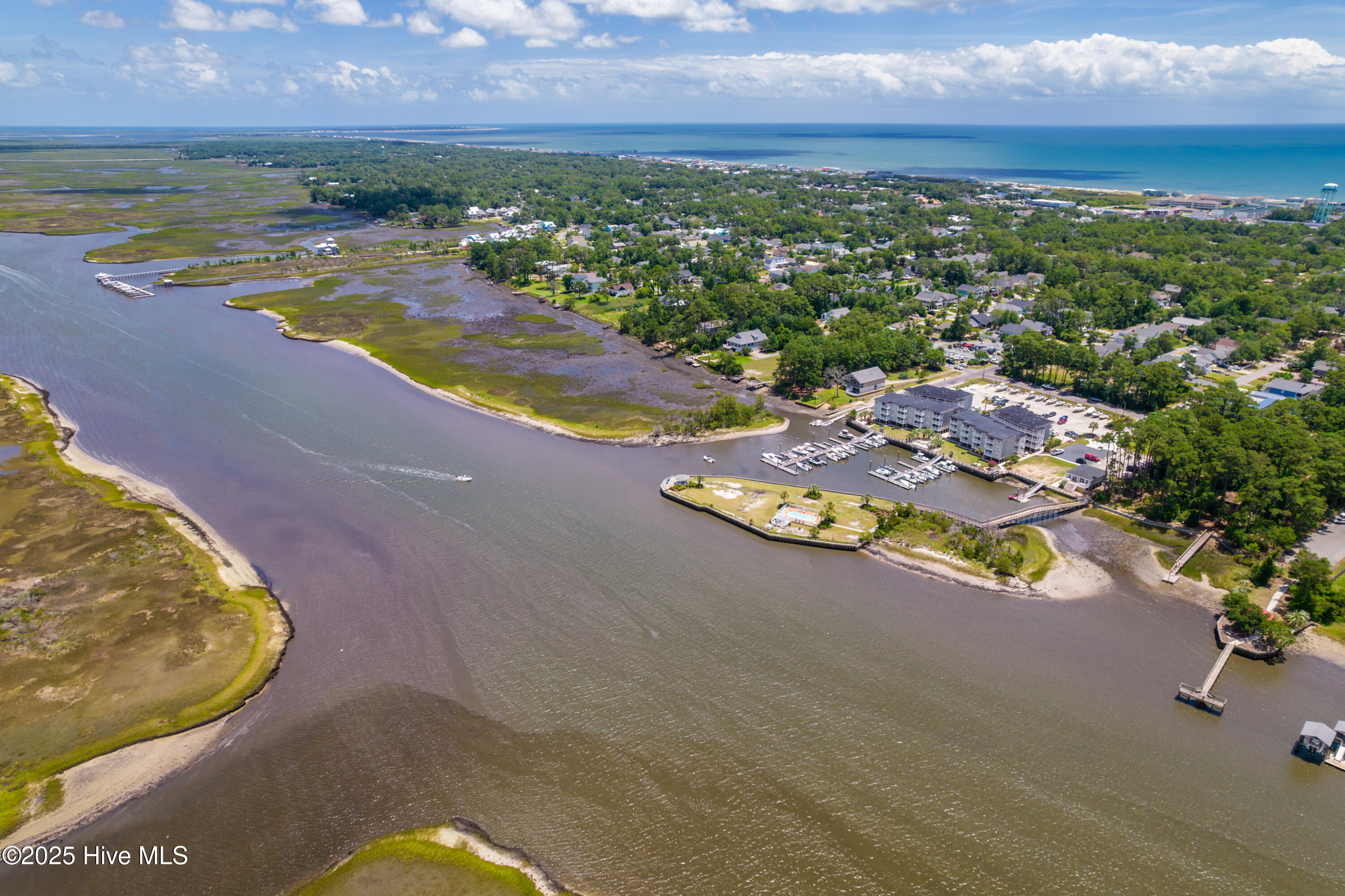 100539028 | Photo 85