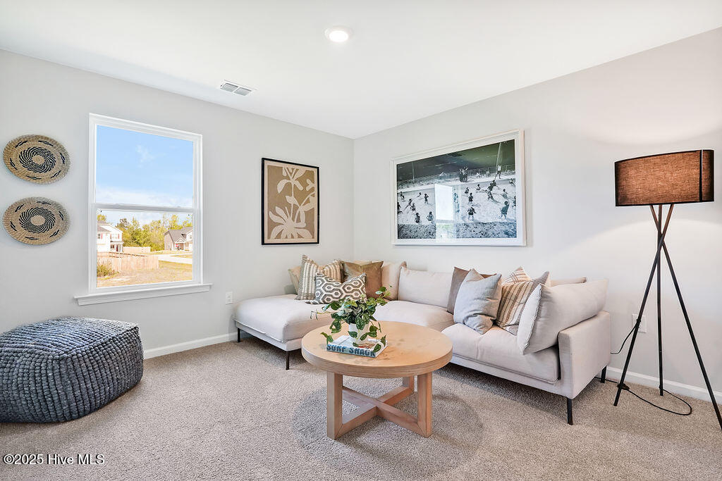 100544108 | Photo 30