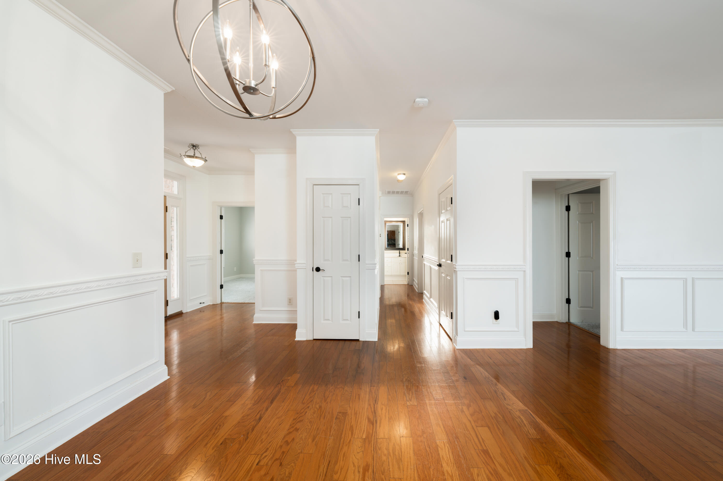 100548724 | Photo 20