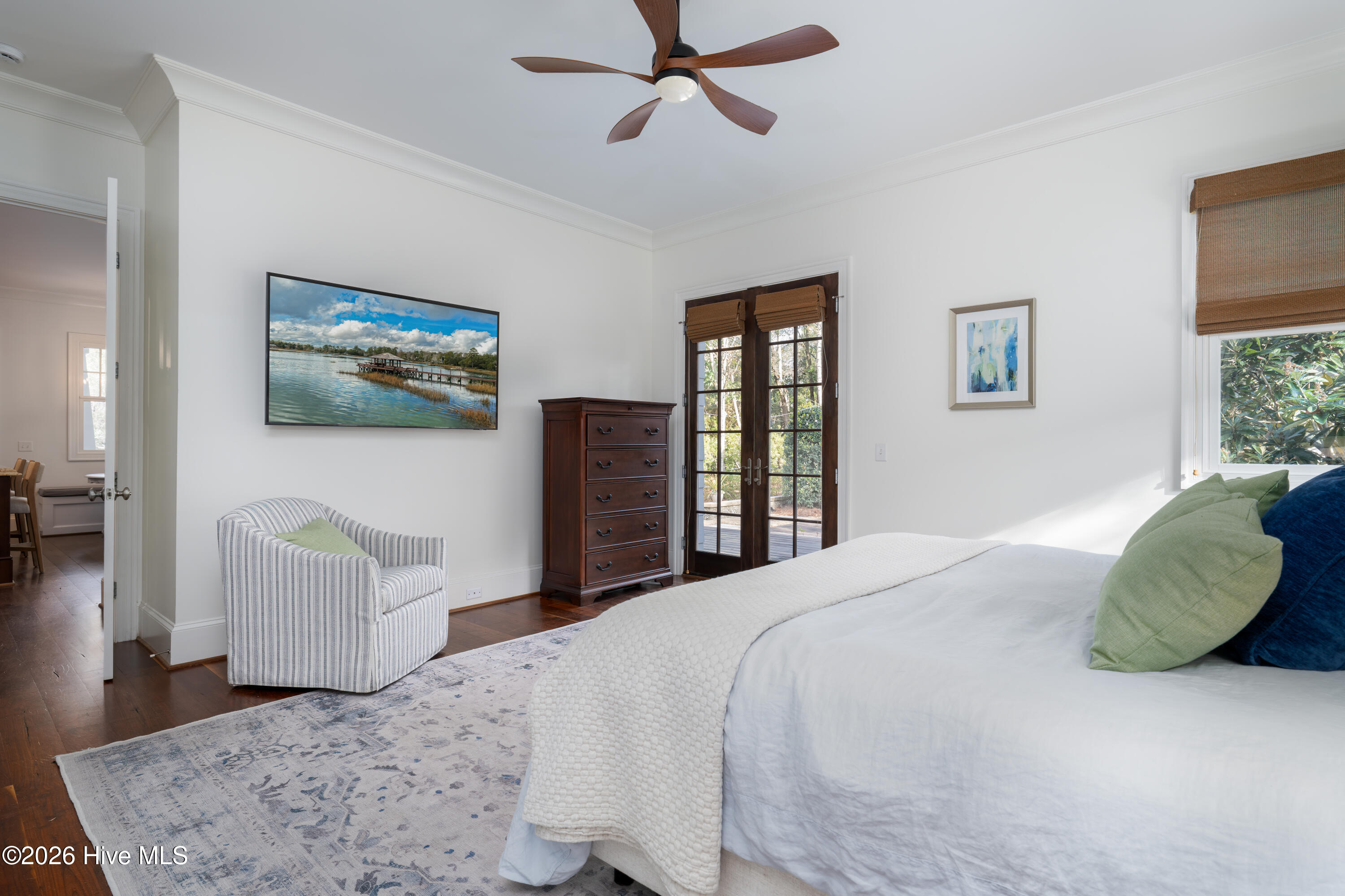 100549444 | Photo 29