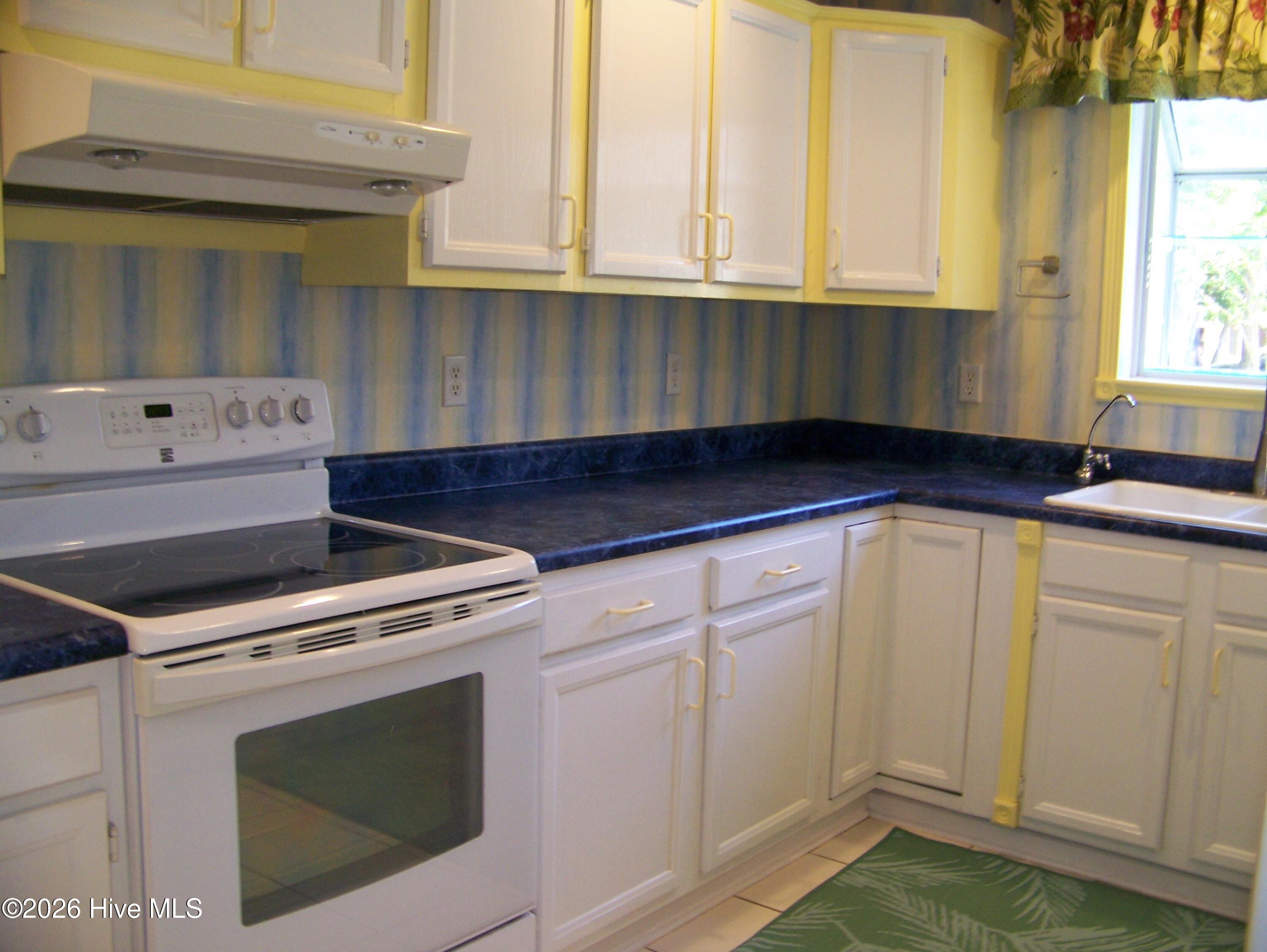 703 Cedarwood Village,Morehead City