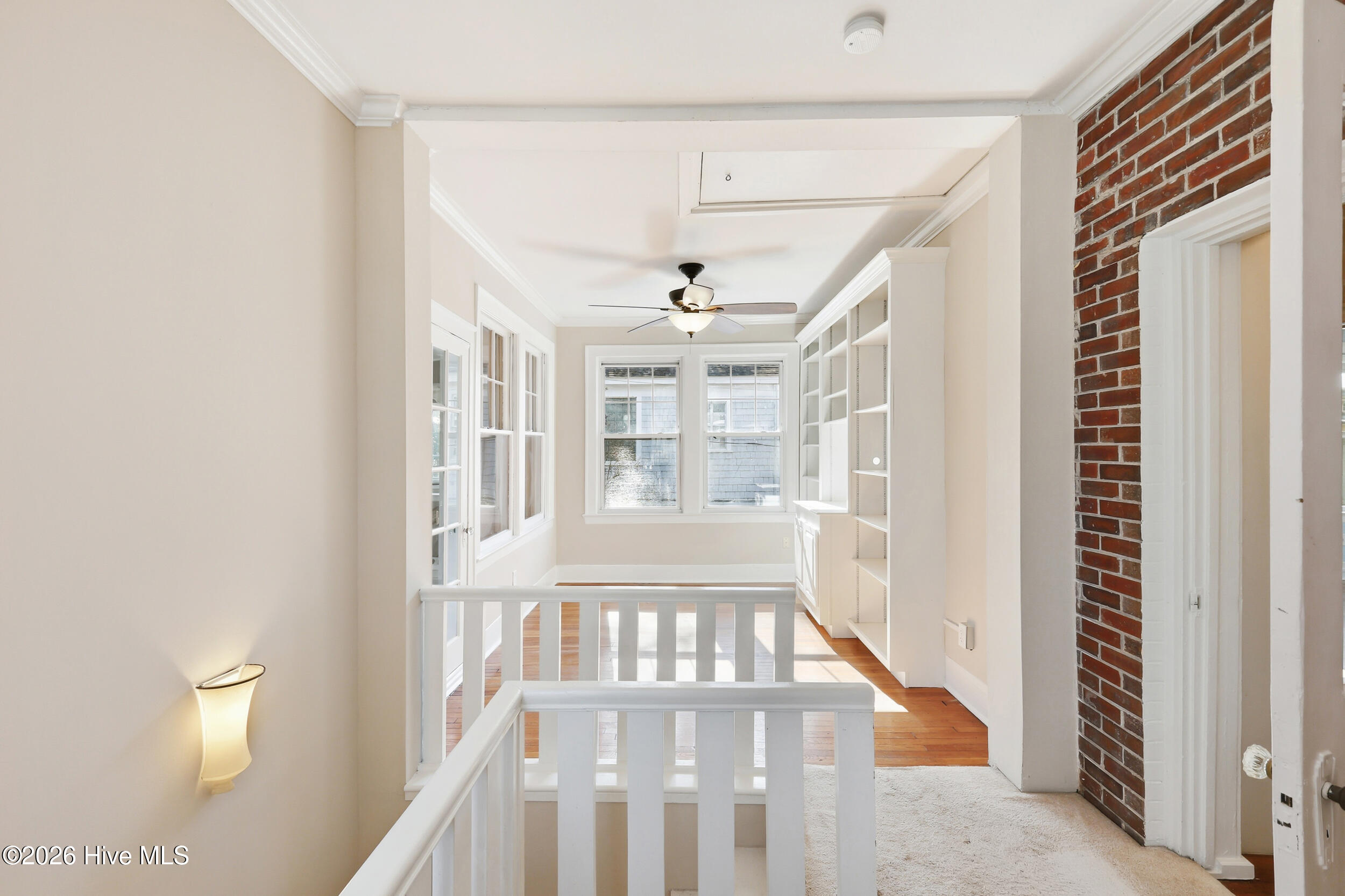 100514178 | Photo 57