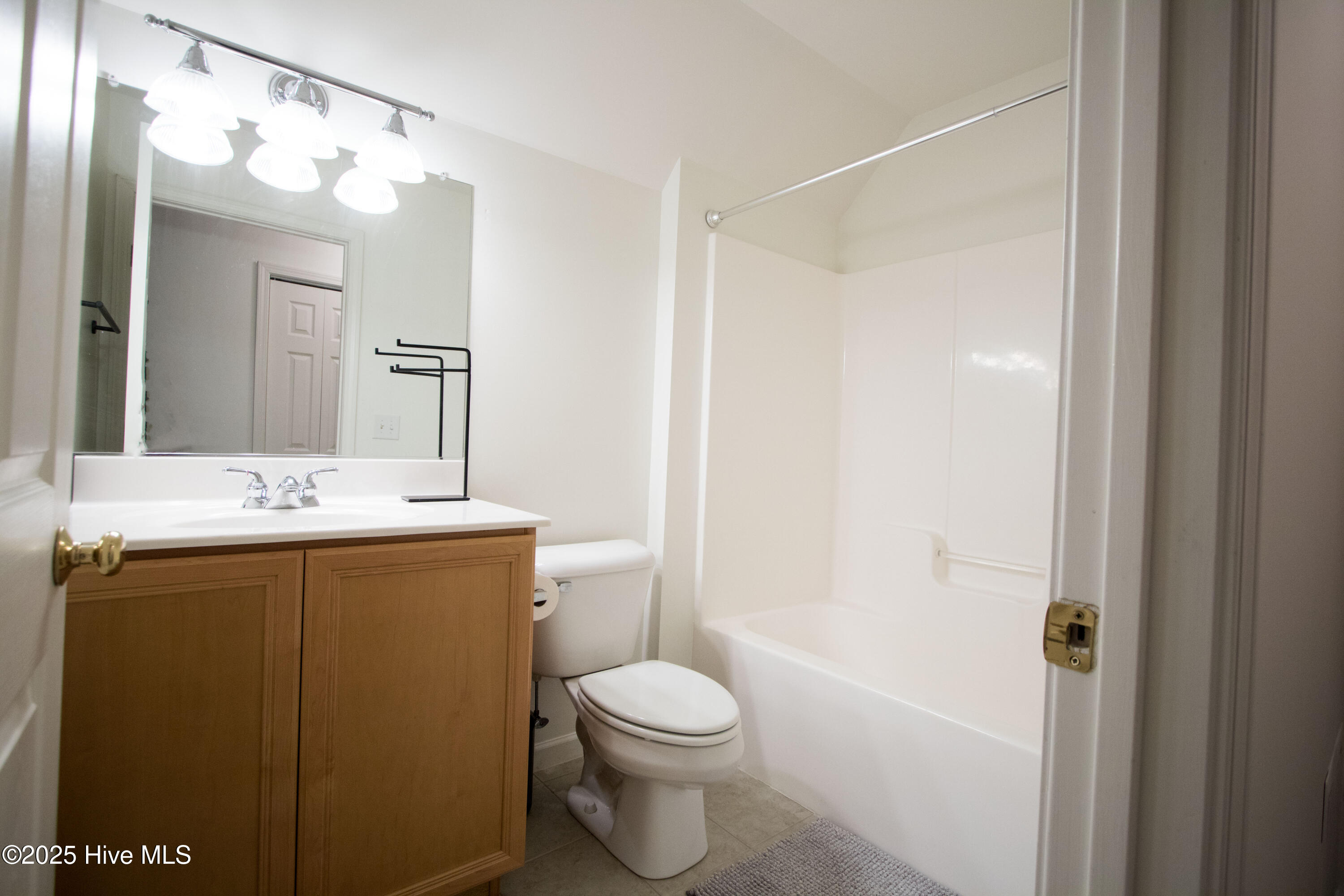 100507772 | Photo 22