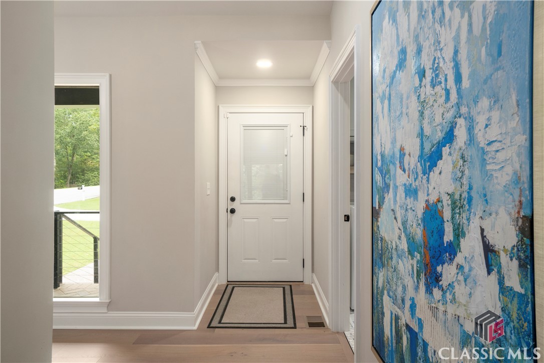 1041 Hollow Creek Way