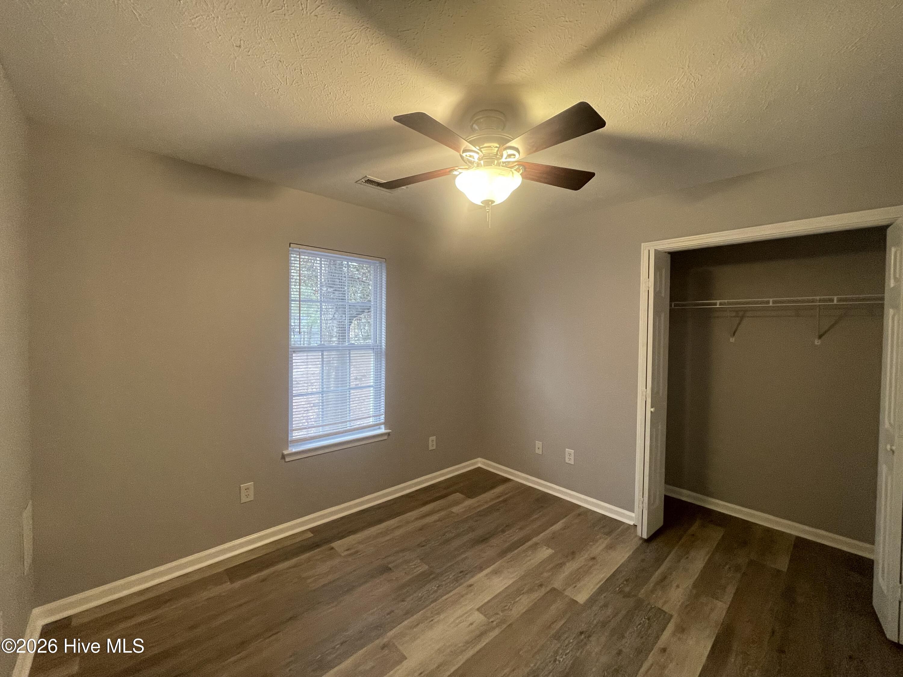 100548174 | Photo 21