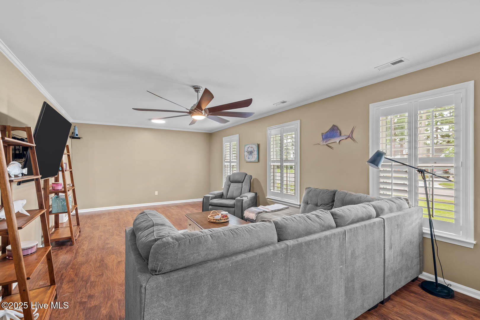 100522484 | Photo 11