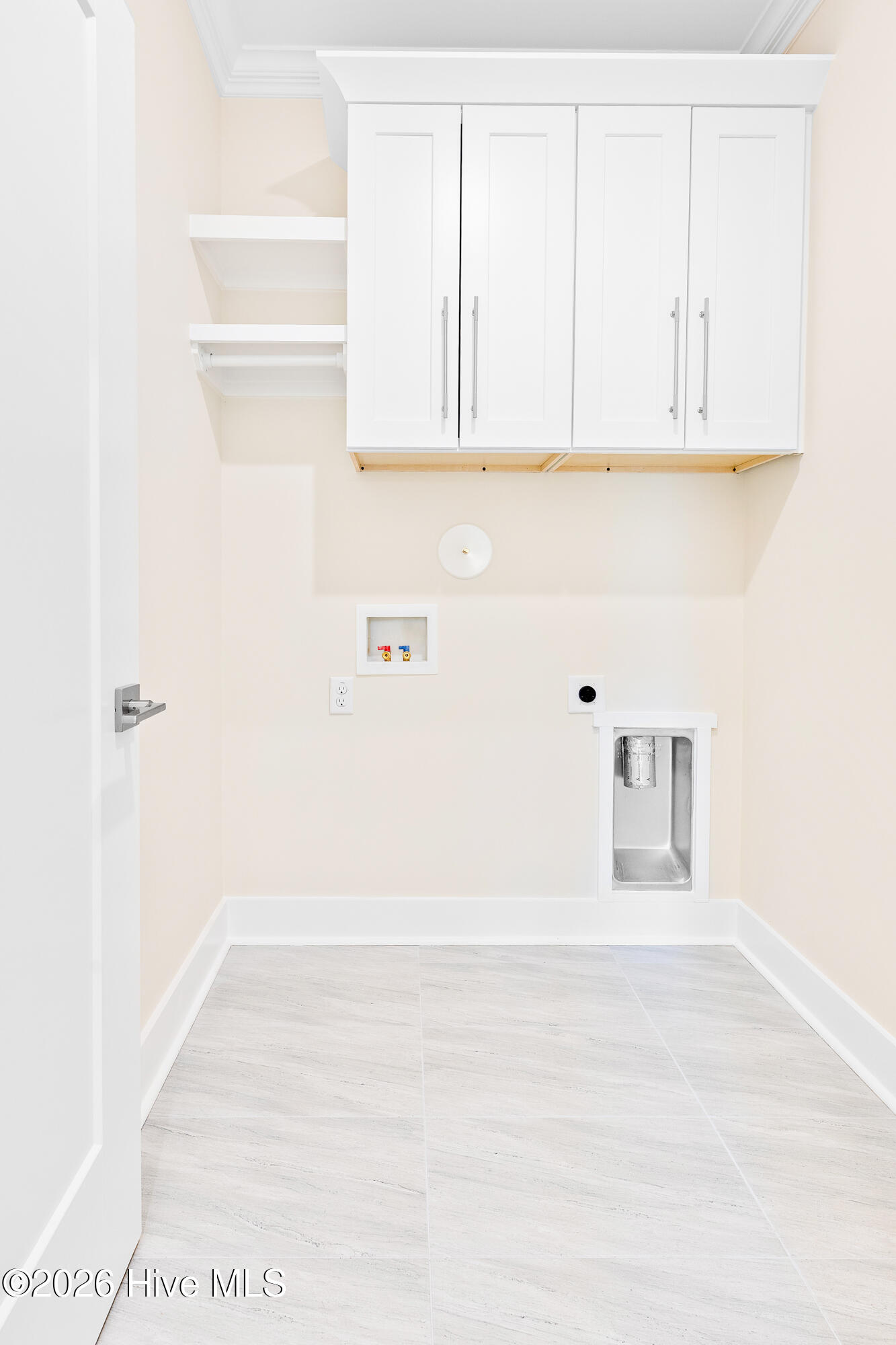 100565592 | Photo 21