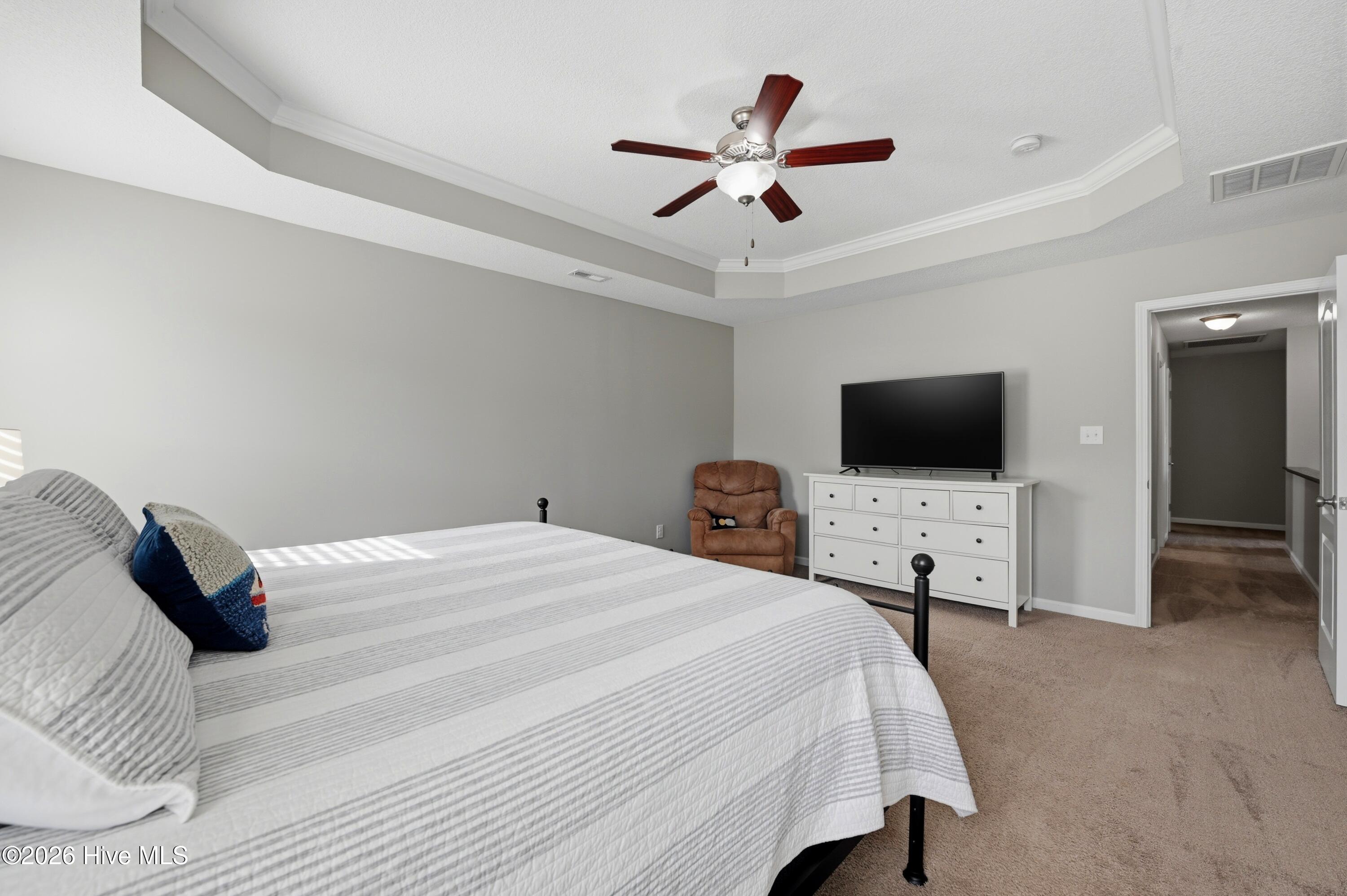 100565426 | Photo 26