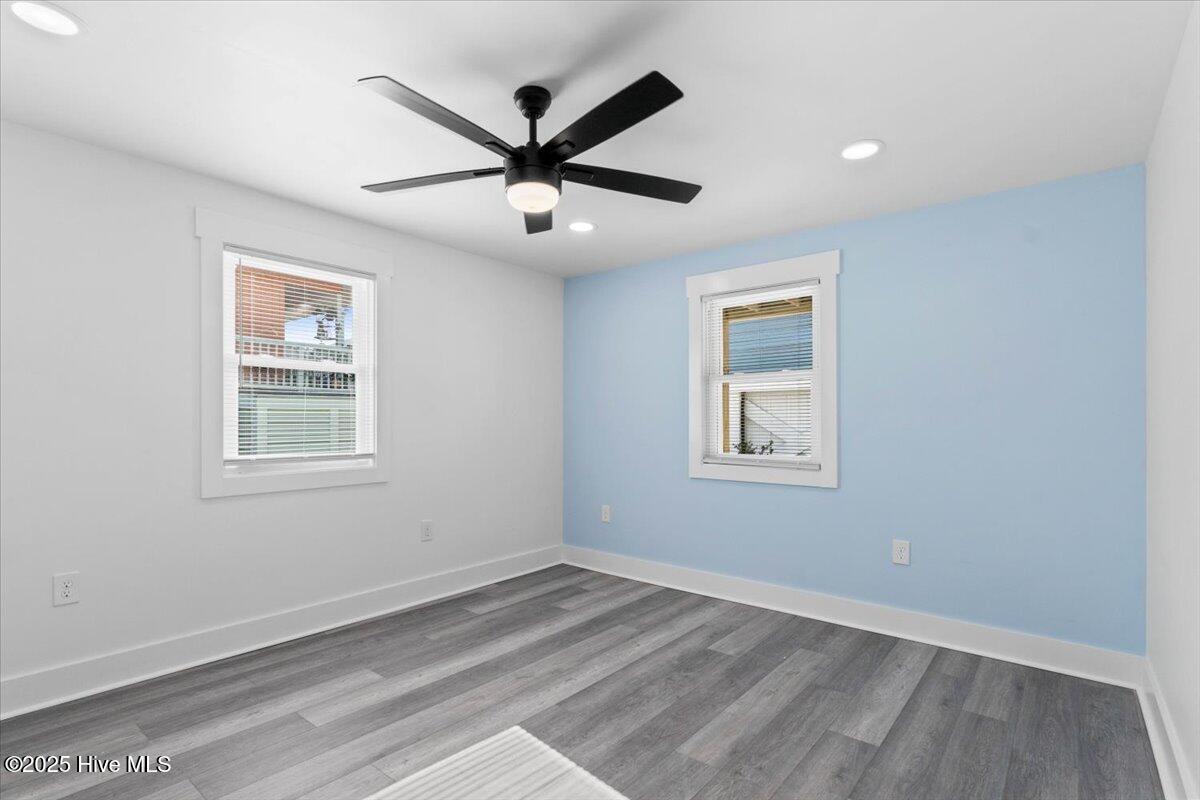 100500774 | Photo 51