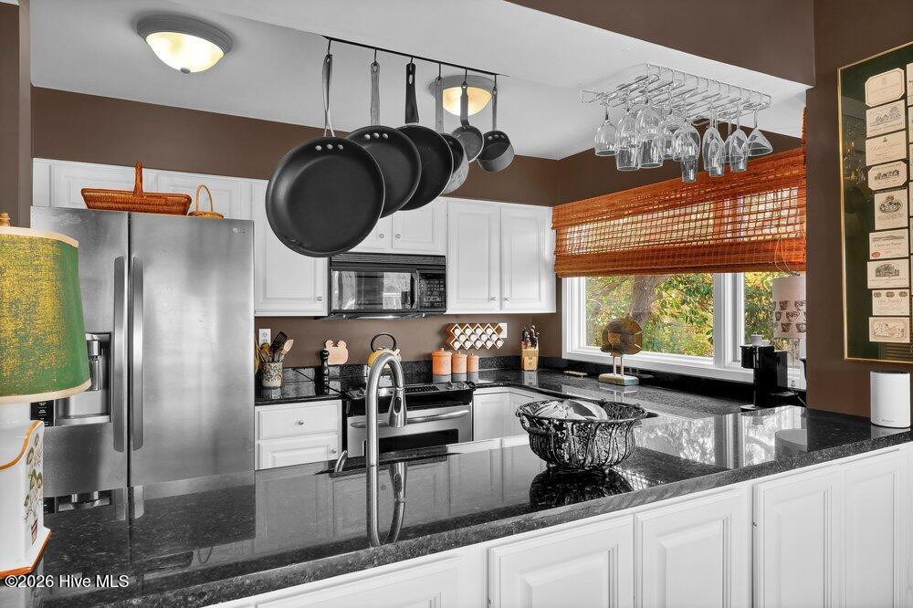 100562506 | Photo 12