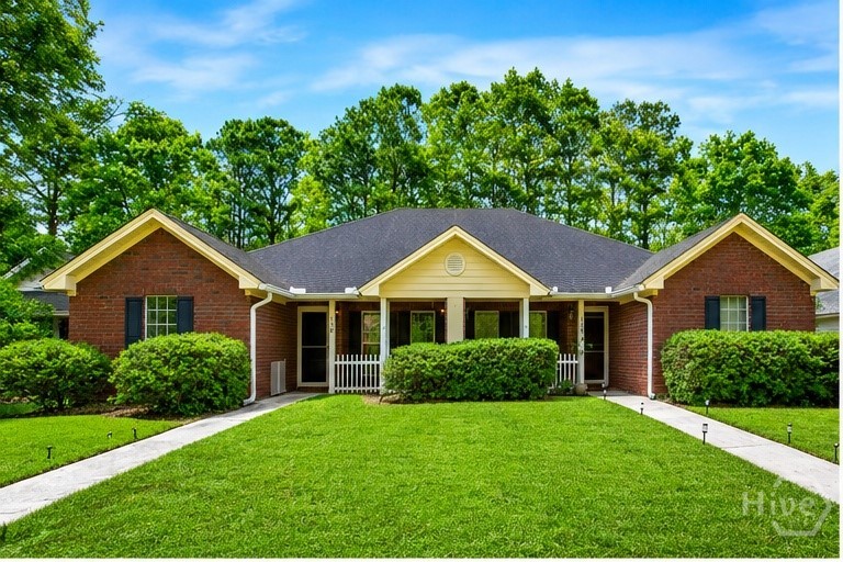 130 Trellis Way
