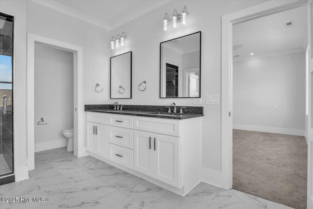 100495724 | Photo 45