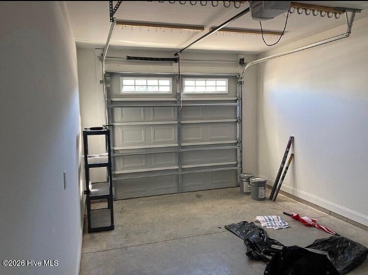 100566318 | Photo 27