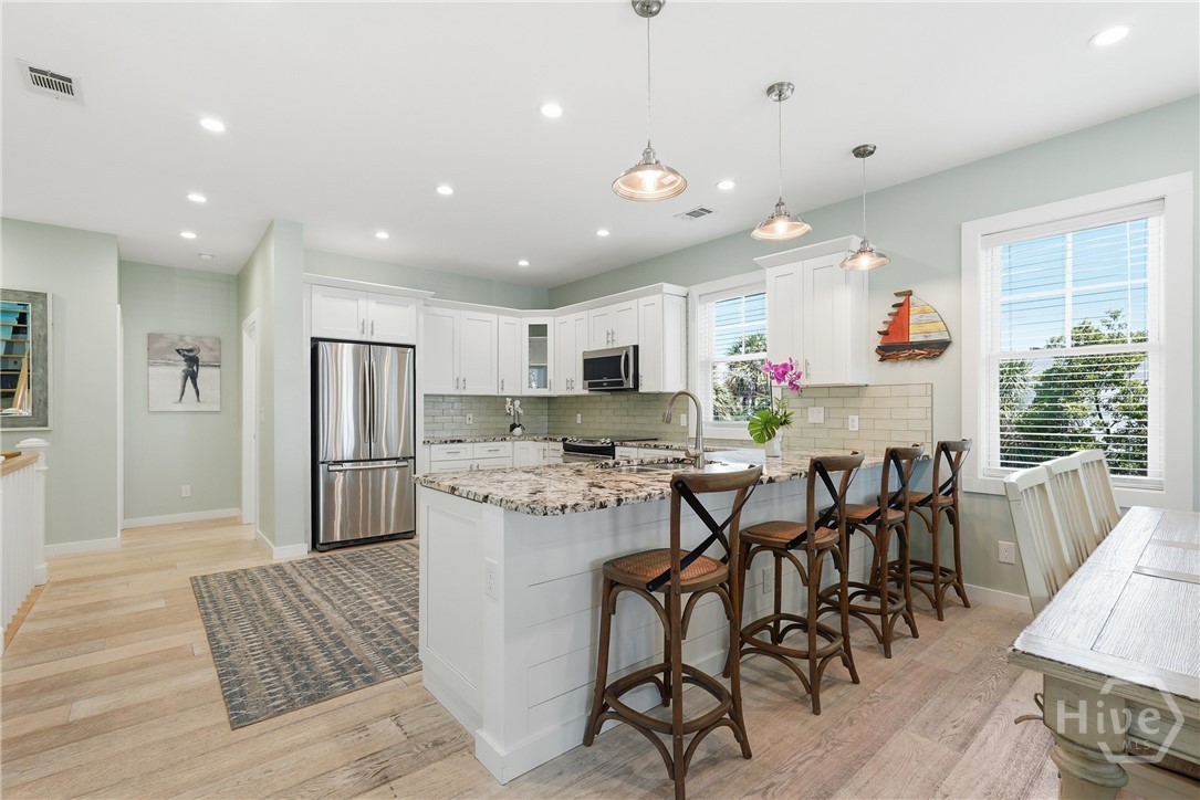 10 13th Place, Tybee Island, GA 31328 Listing Photo  9