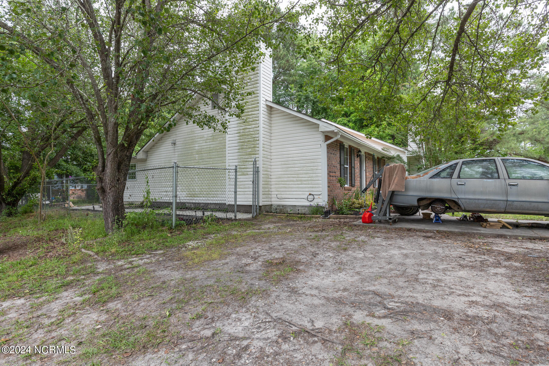 1902 Rolling Ridge Drive, Midway Park, NC, 28544