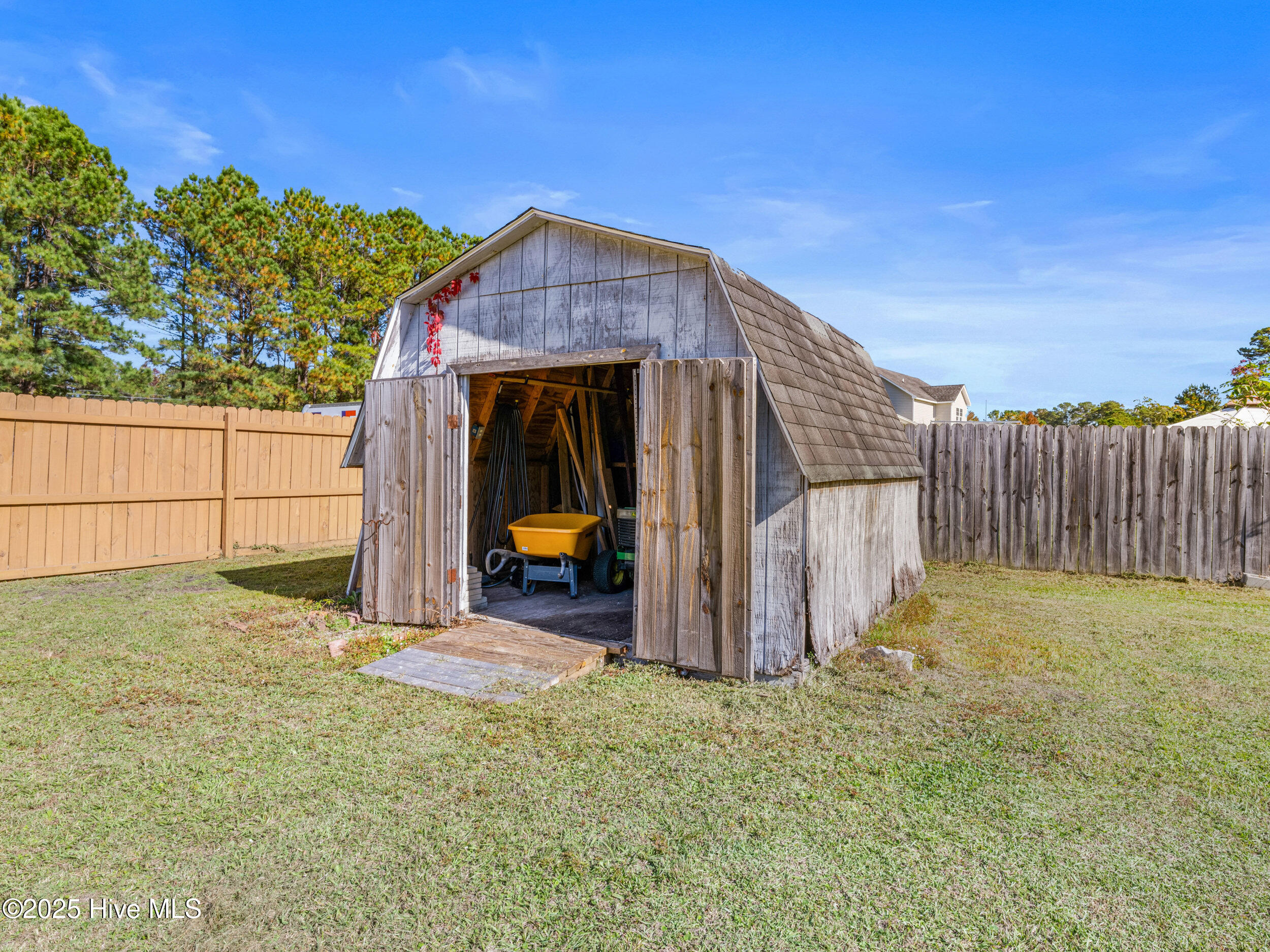 100541472 | Photo 42