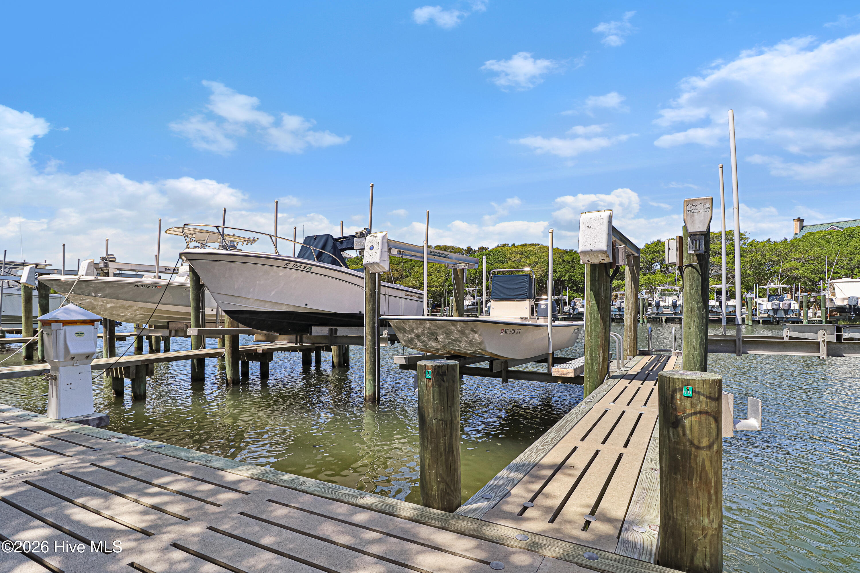 121 Sea Isle North Drive & Slip 20,Indian Beach