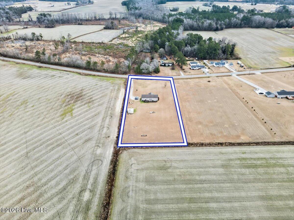 100551203 | Photo 54