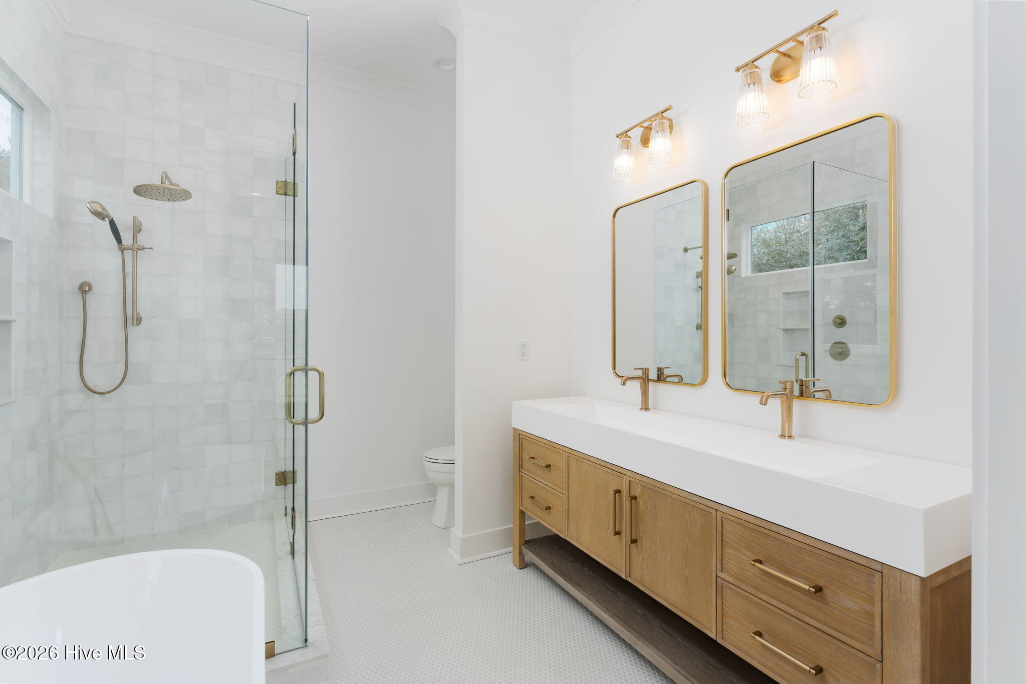 100 Peregrine Court, Surf City, NC 28445 – photo 23: bathroom-03c