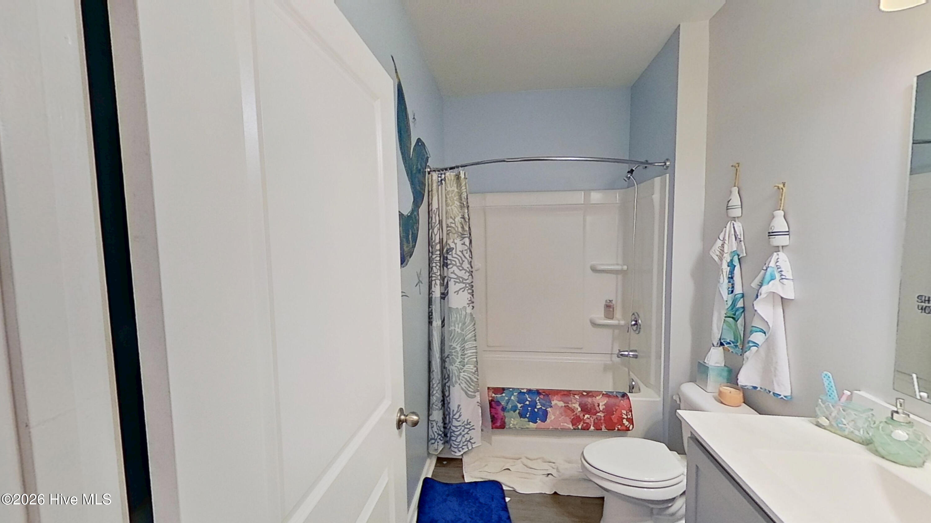 100551021 | Photo 15