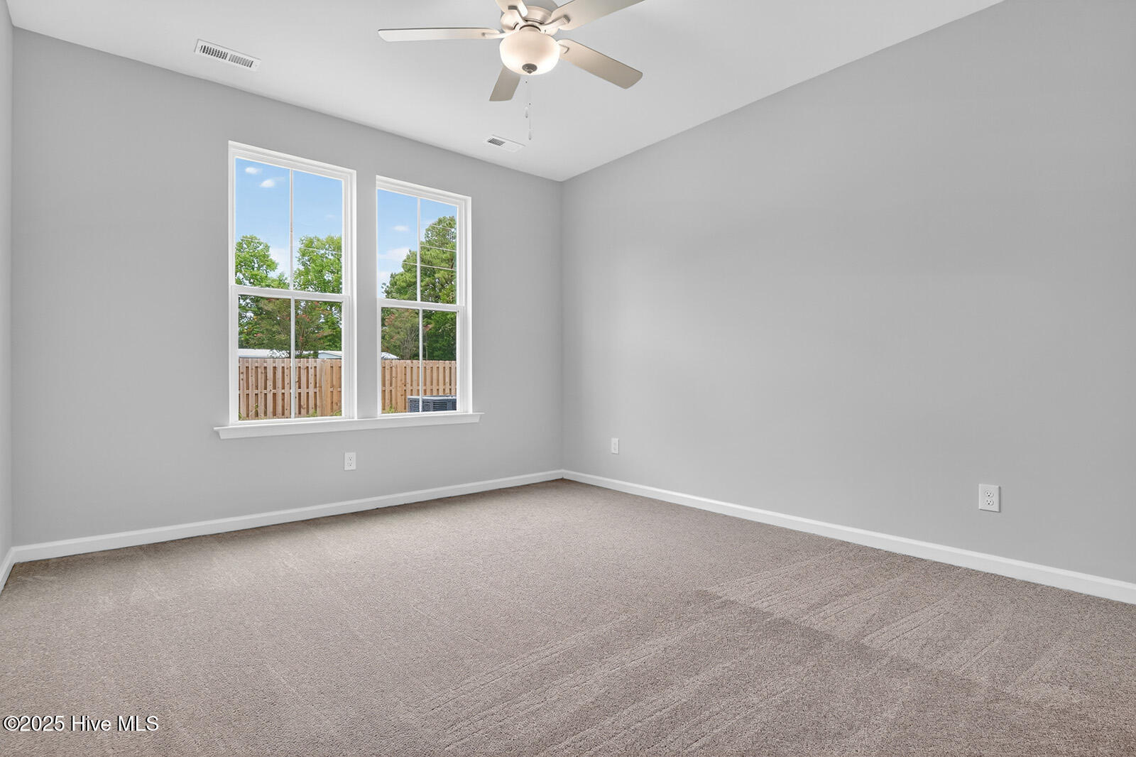 100559094 | Photo 13