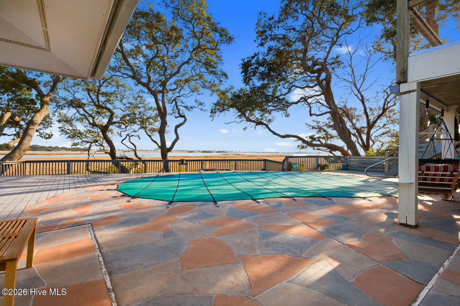 100555679 | Photo 55