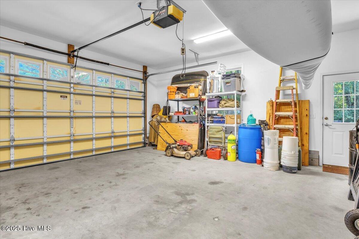 100536639 | Photo 47