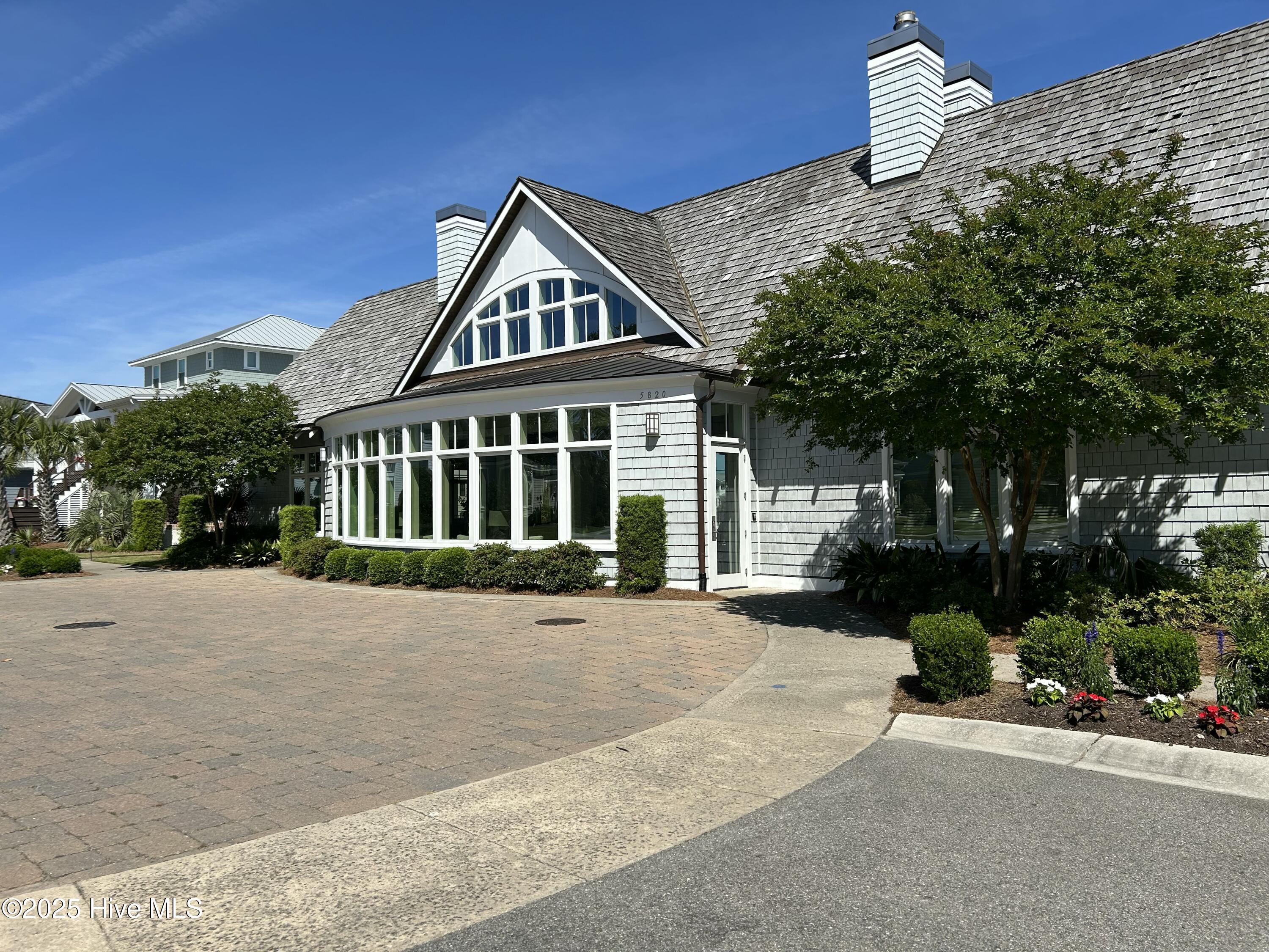 100504892 | Photo 35