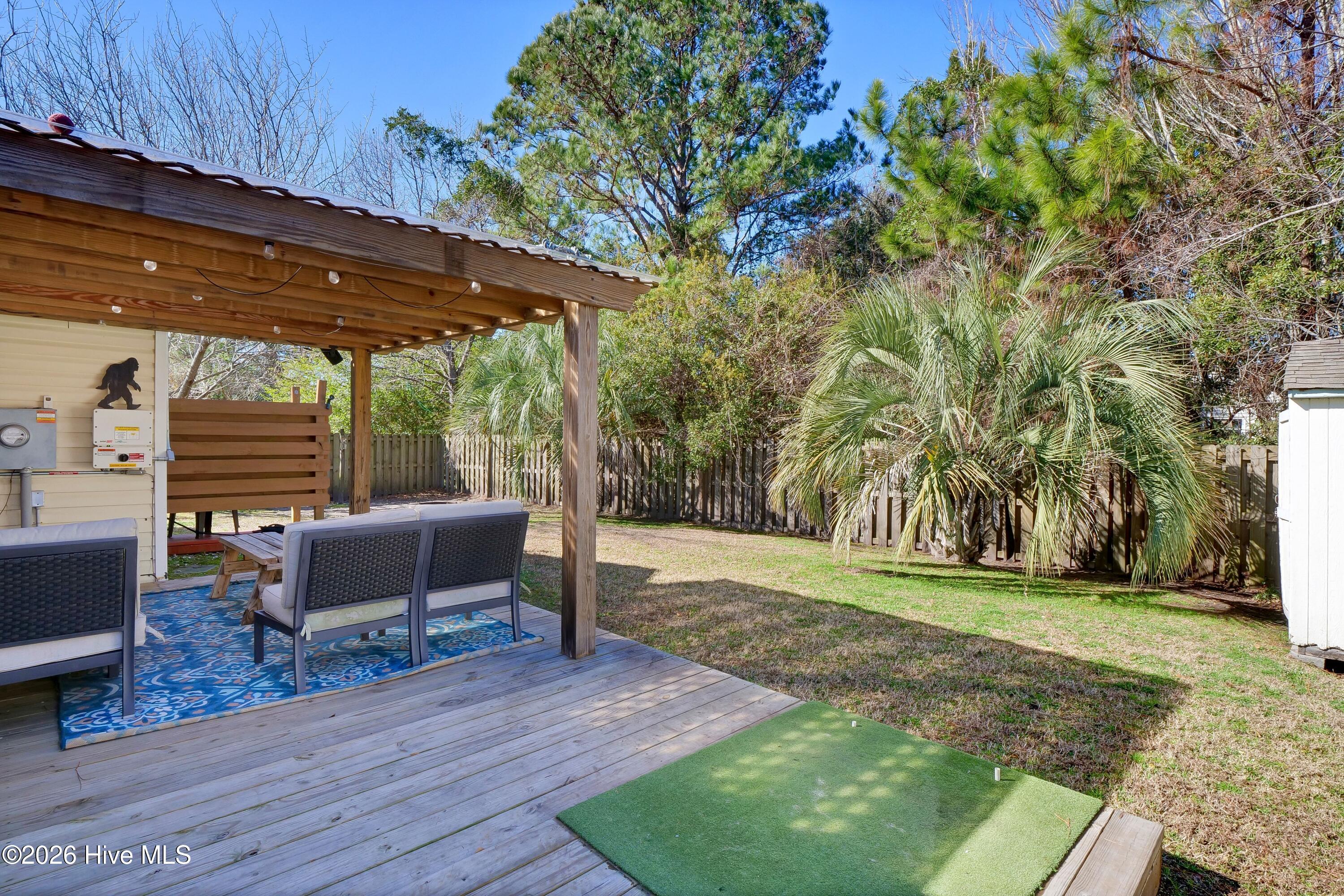 100552082 | Photo 22