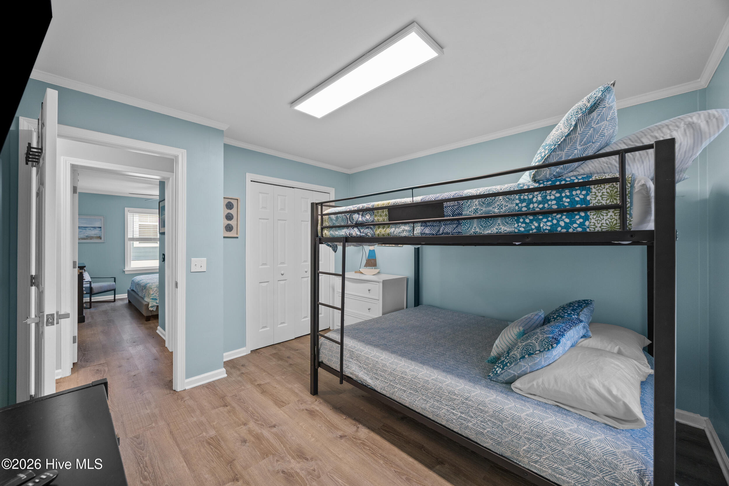 52_bedroom