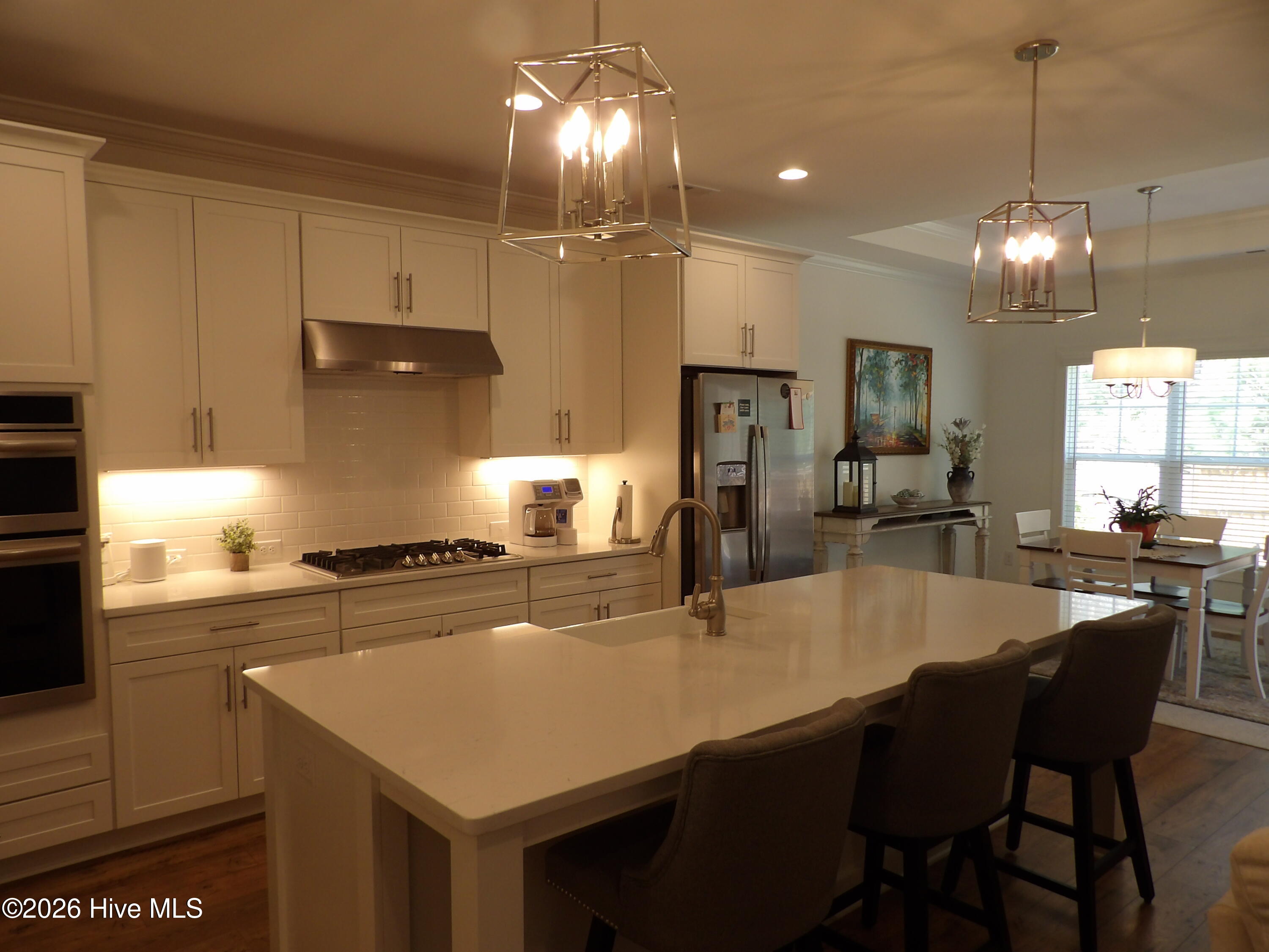 100561891 | Photo 17