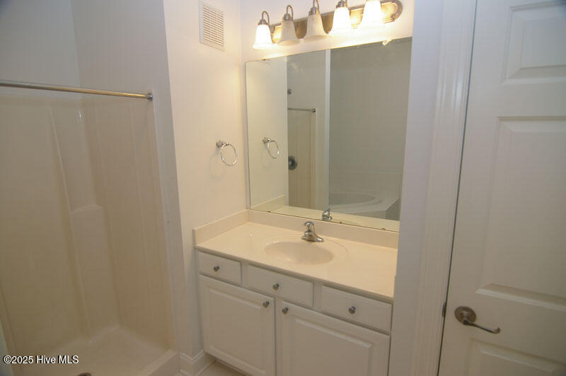 1940 Tara Court UNIT 104, Greenville, NC, 27858