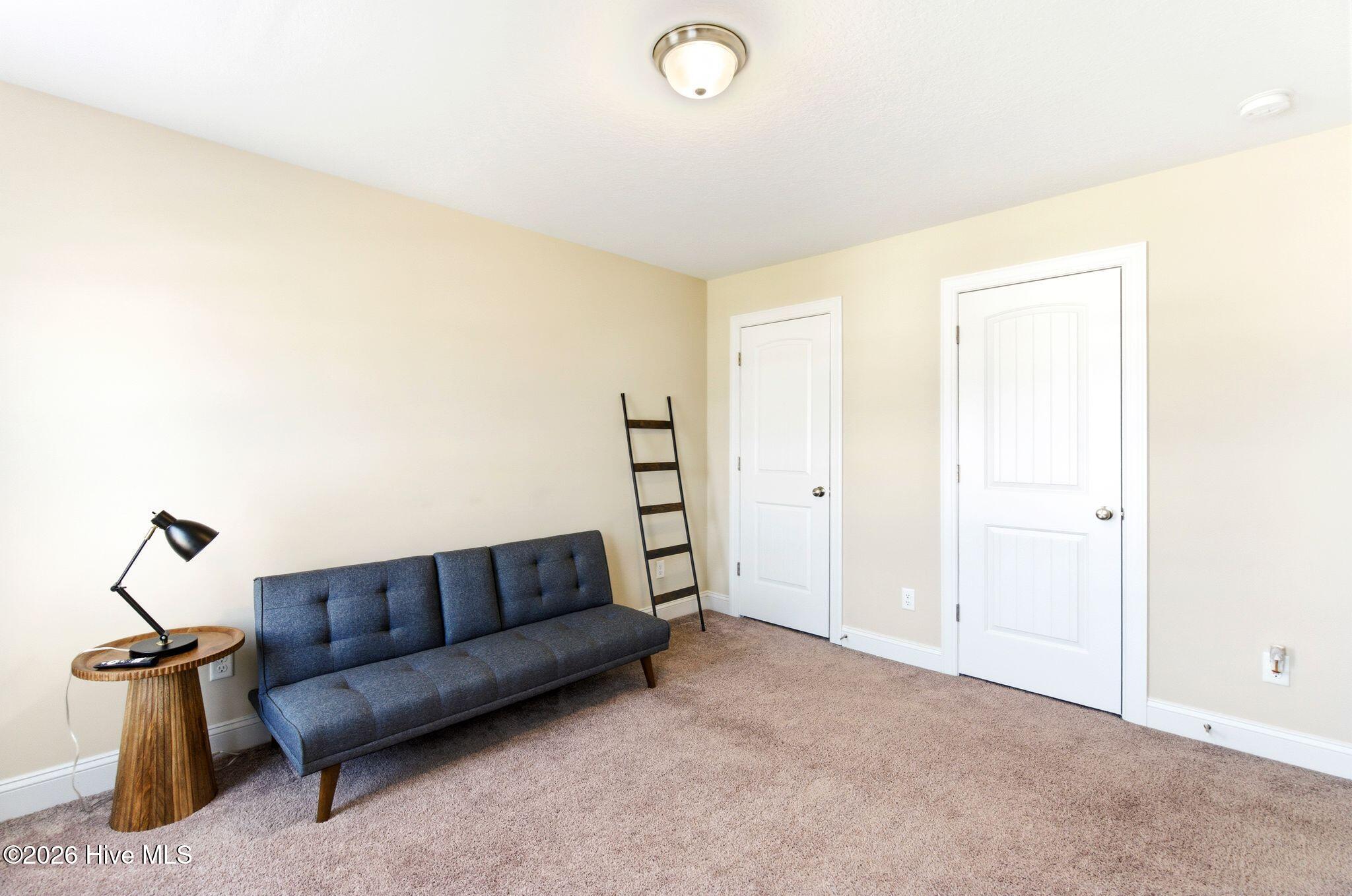 100563998 | Photo 41