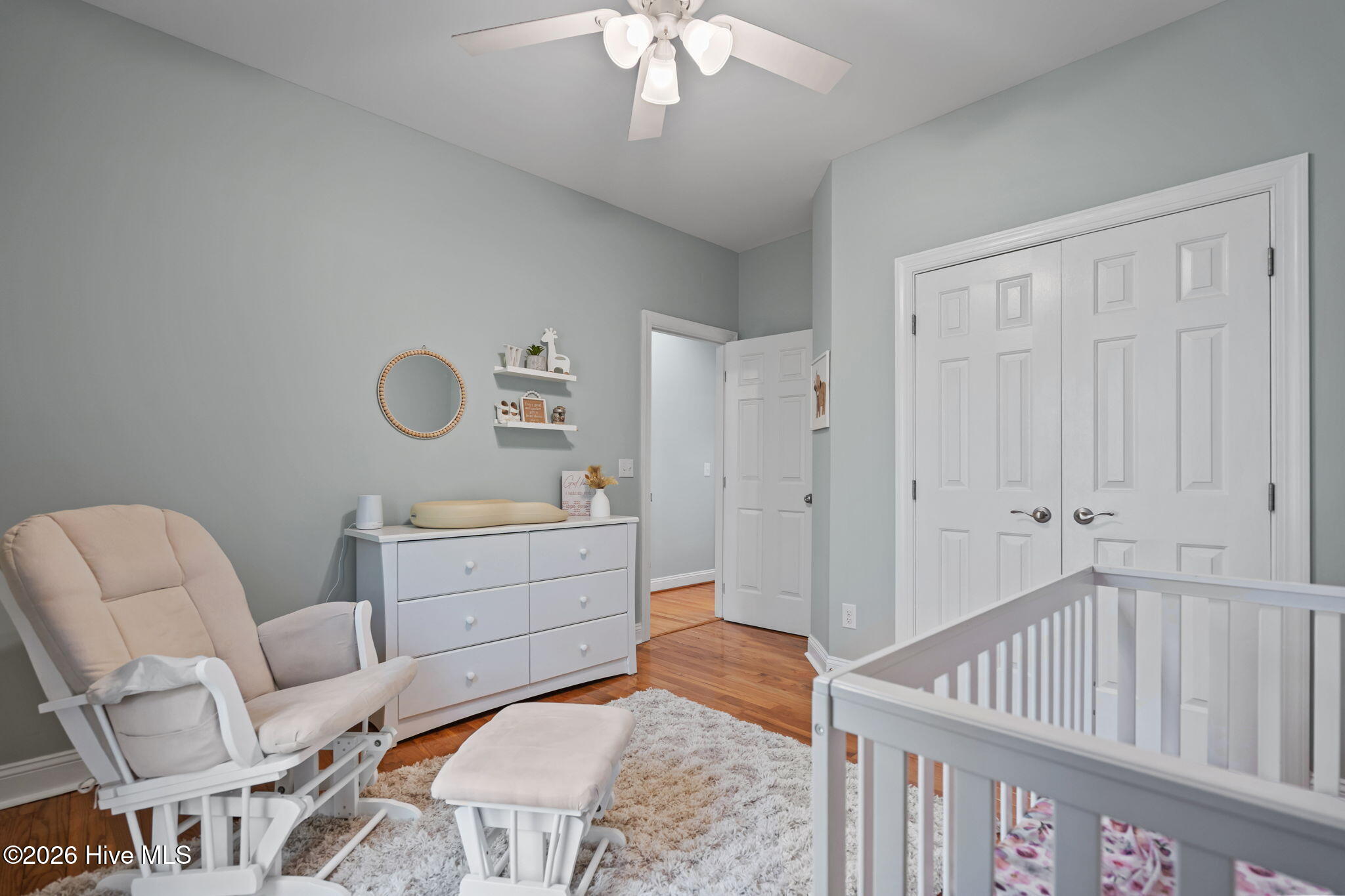 100562607 | Photo 38