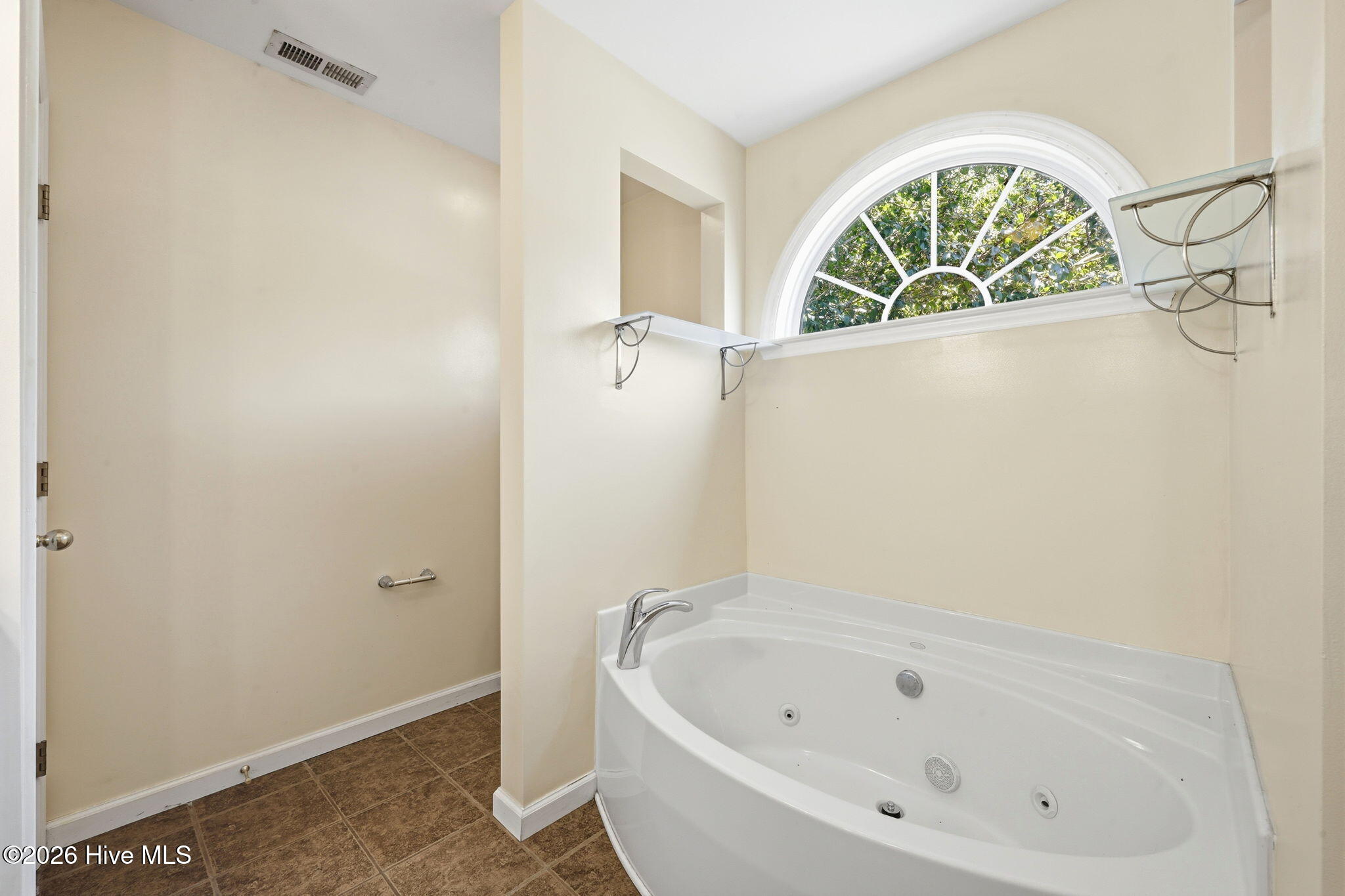 112 Bermuda View,New Bern
