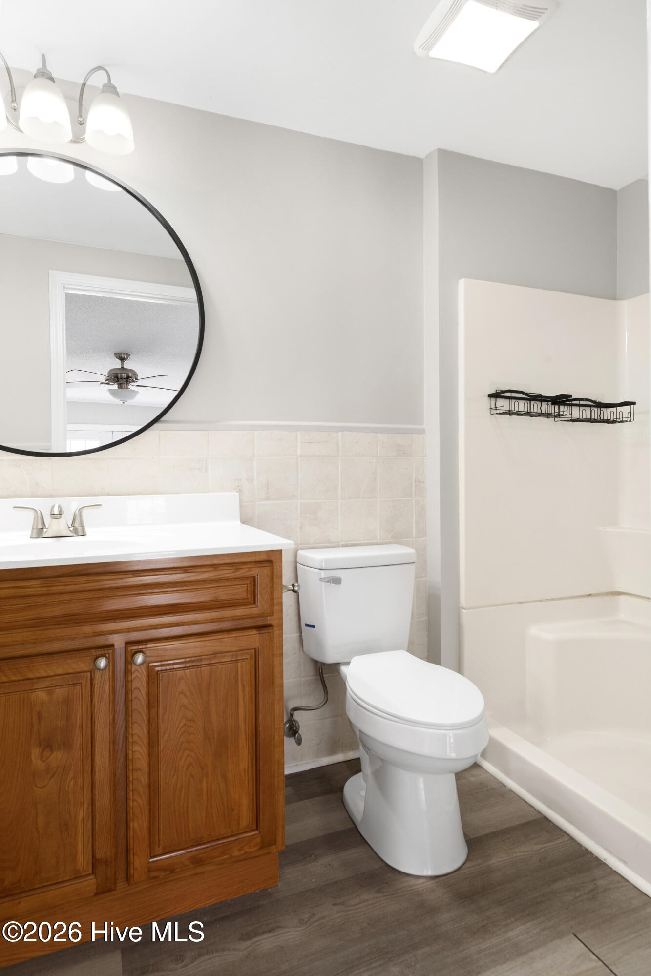 100558477 | Photo 23