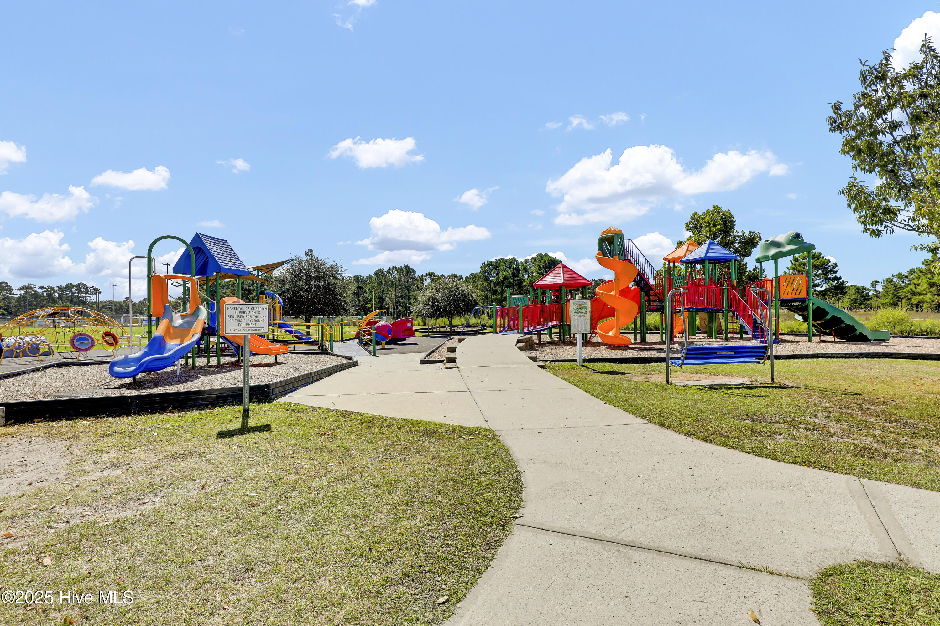 100536758 | Photo 43