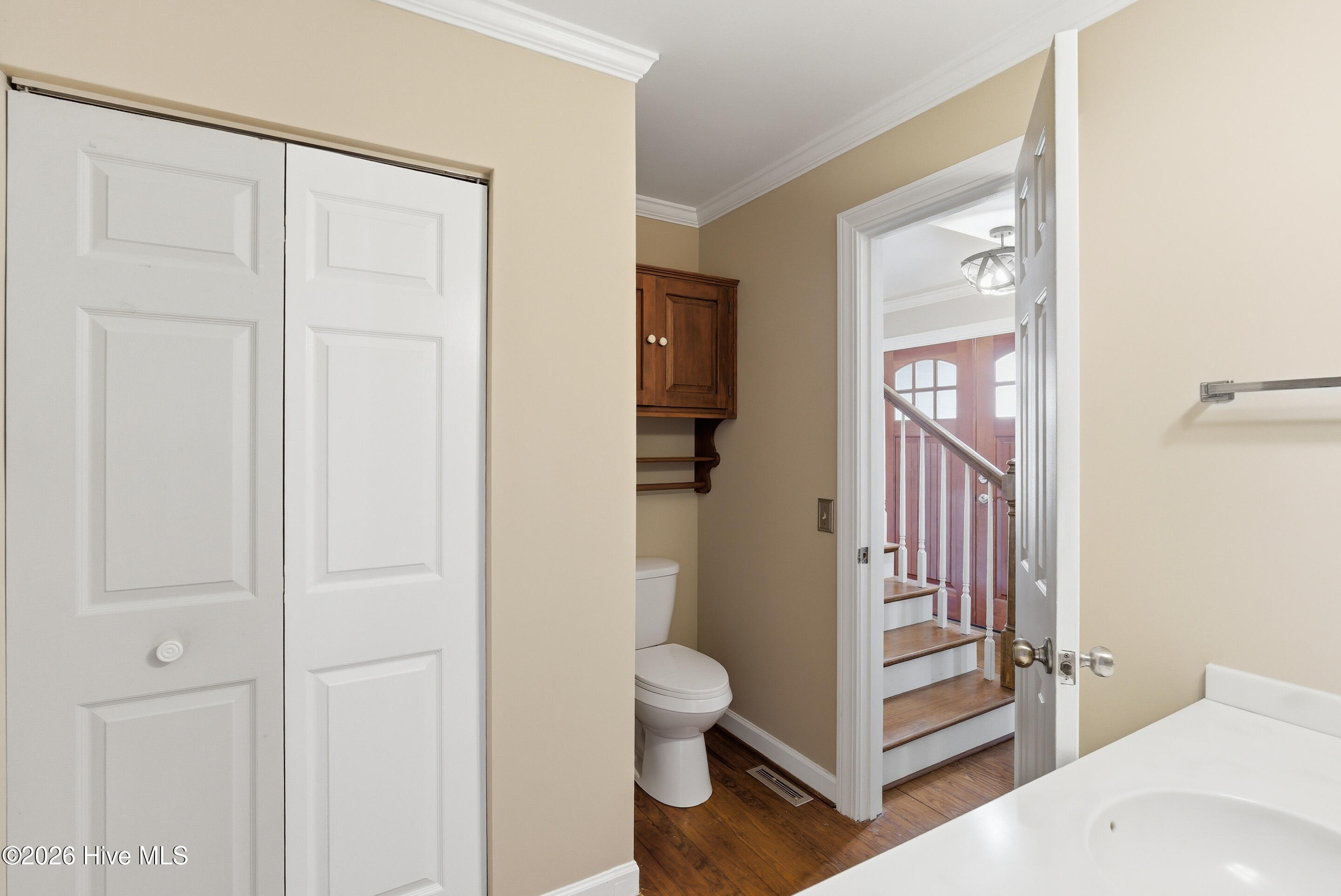 100563536 | Photo 18