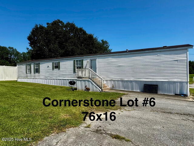 108 Smith Mhp Lane, Chinquapin, NC, 28521