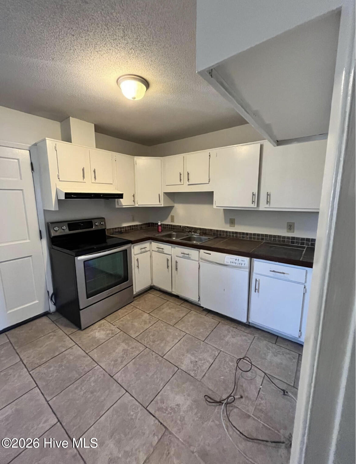 100564998 | Photo 15