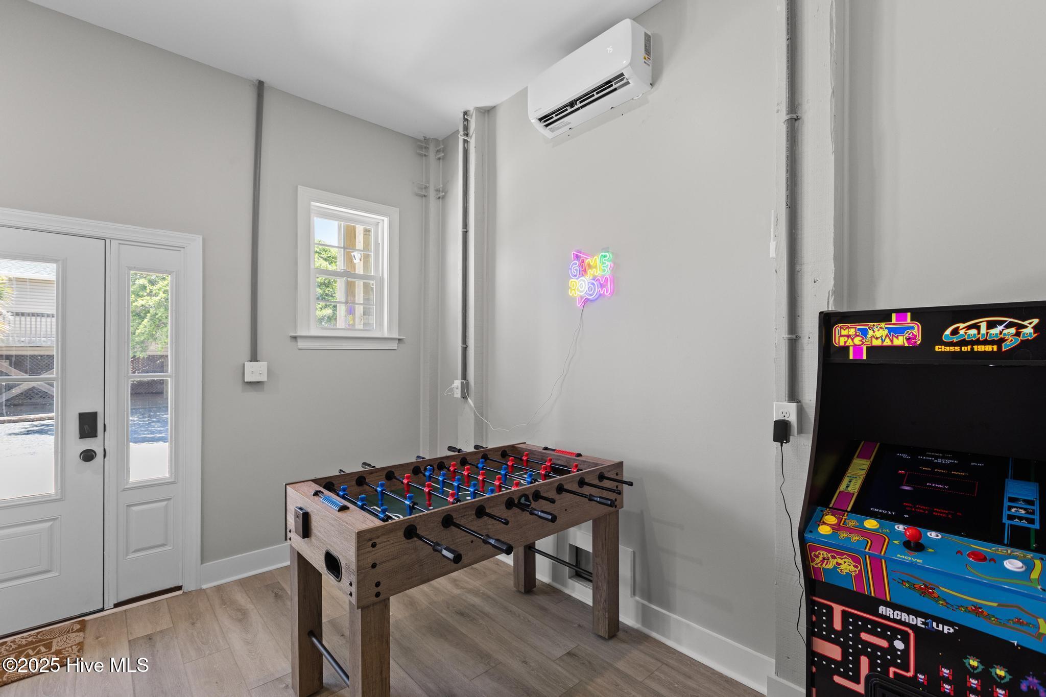 100498543 | Photo 12