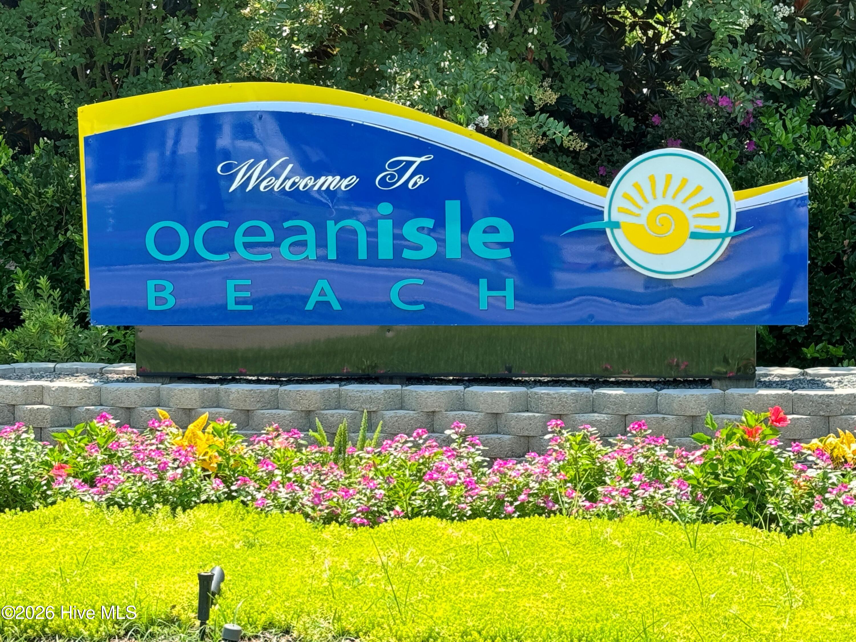 100566164 | Photo 53