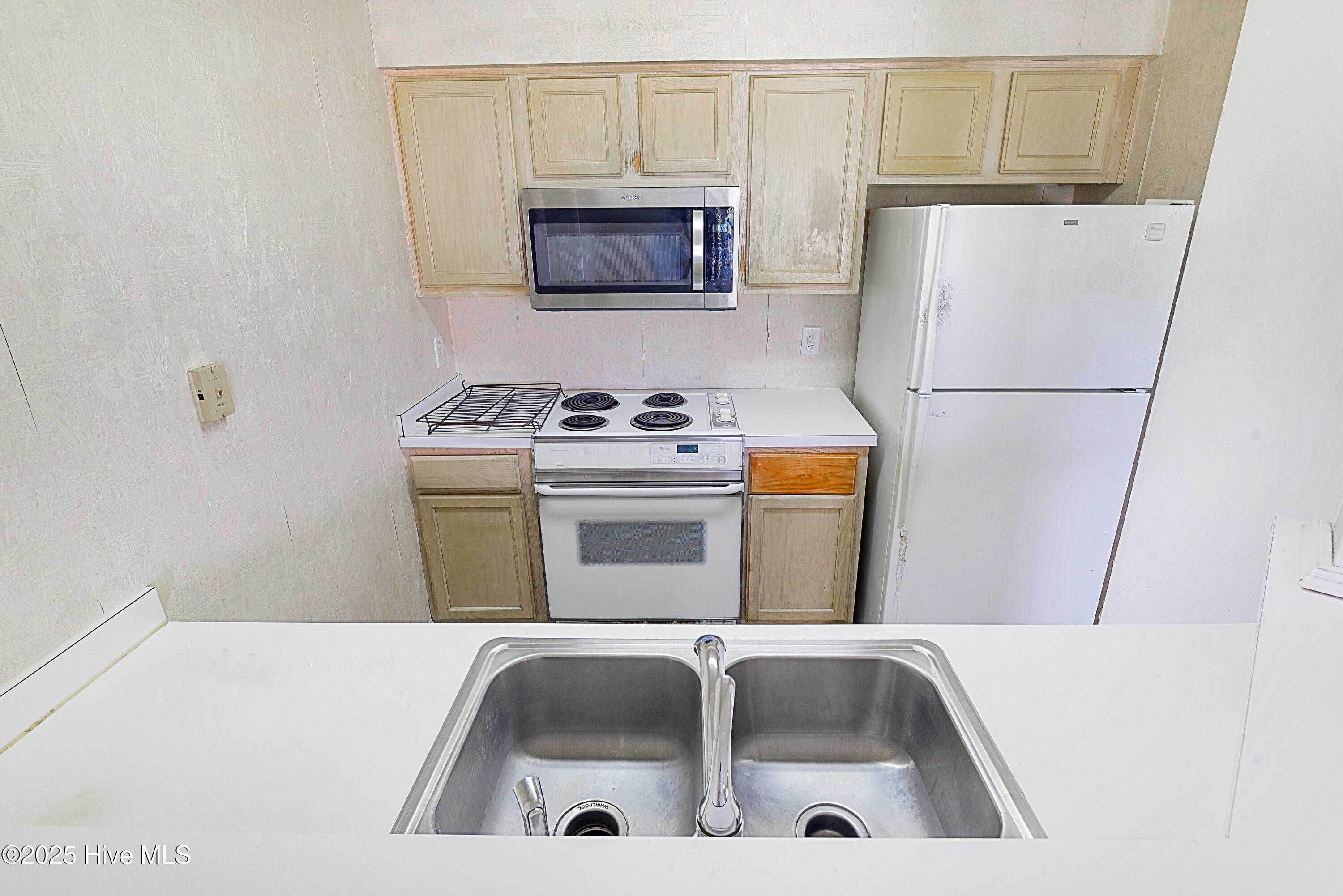 100506811 | Photo 14